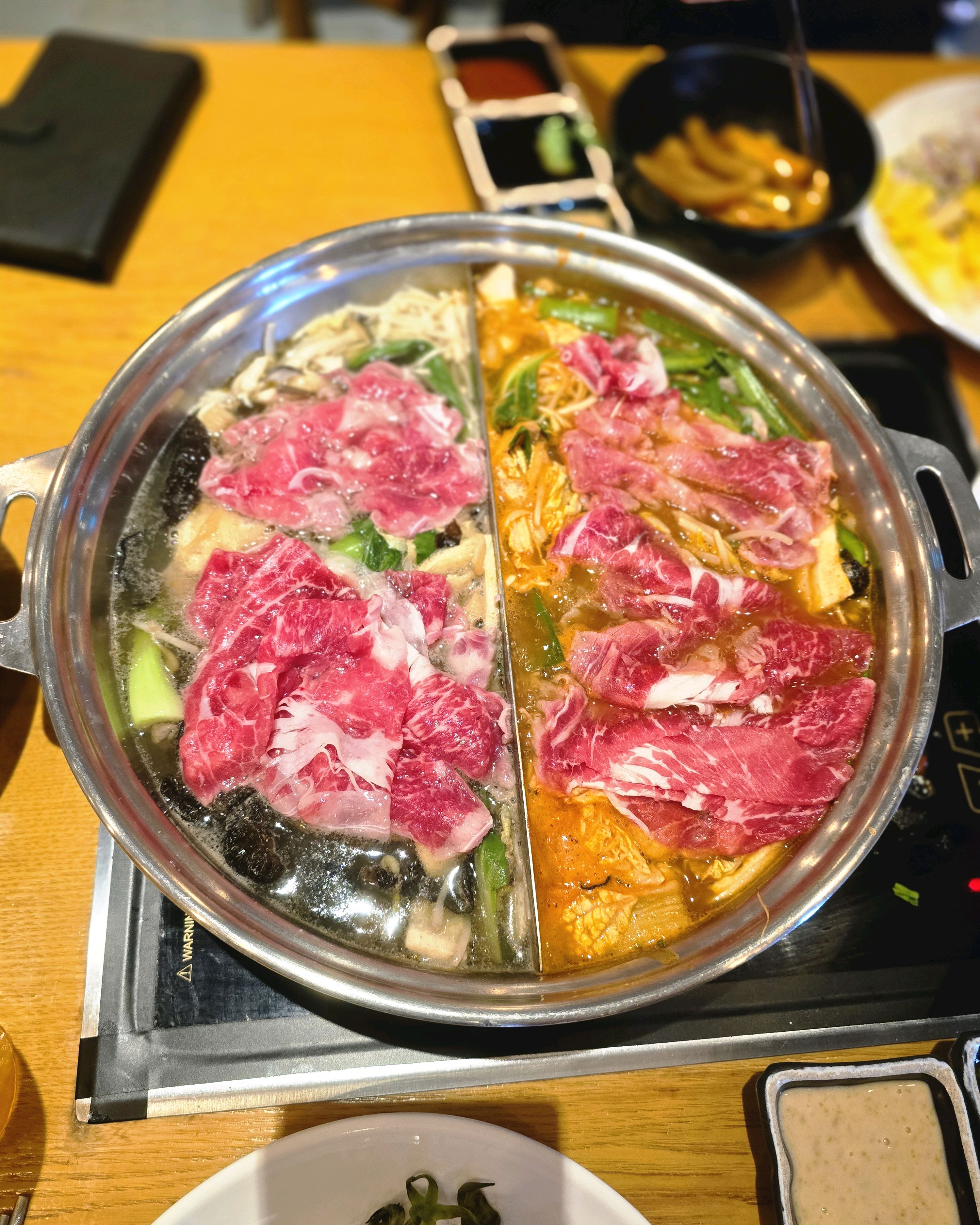수요일 1만원 행사에 왔어요 여전히 재료 신선하고 맛있는 음식이 준비되어 있네요 더운 날씨