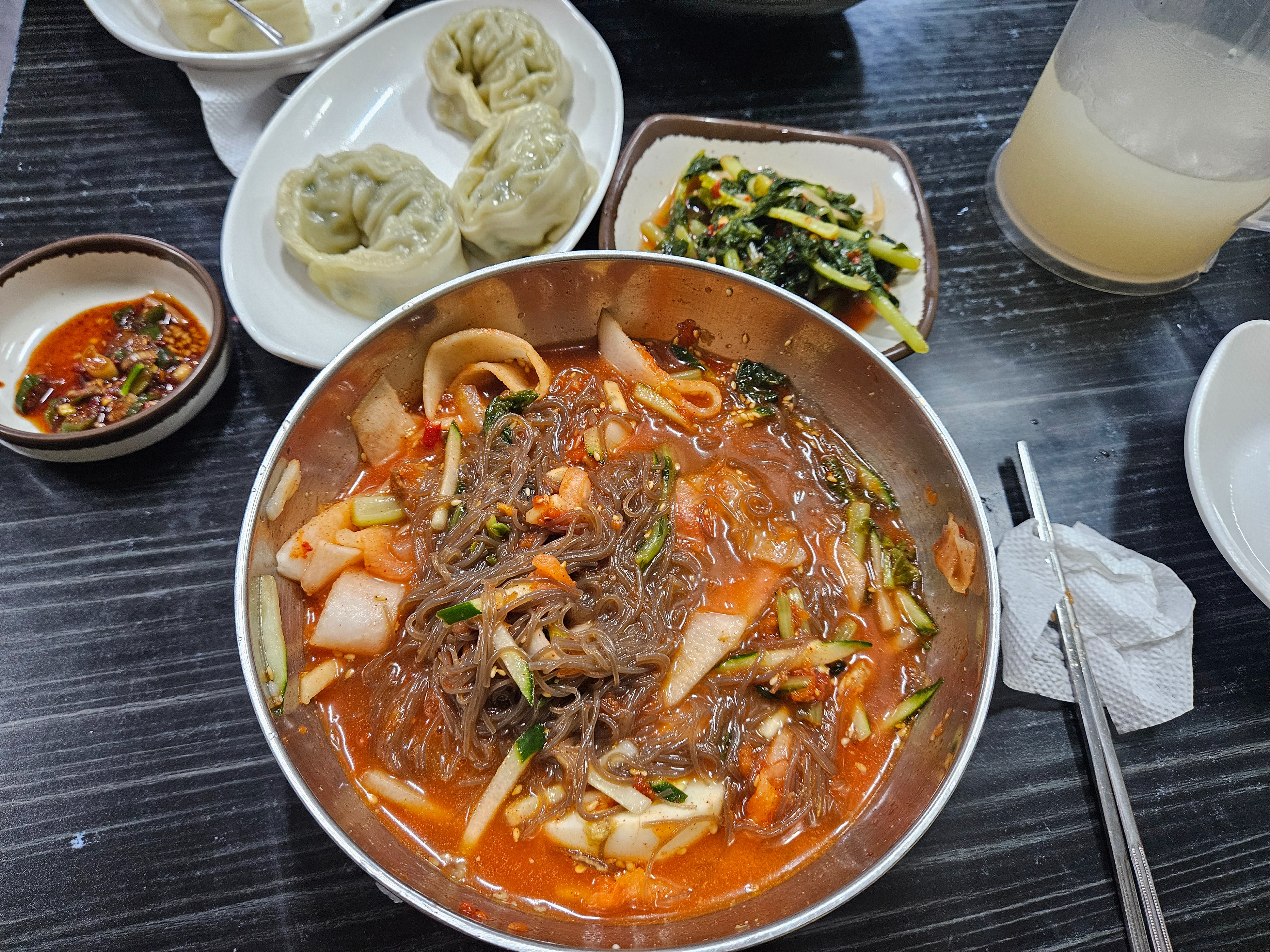 열무비빔냉면 맛잇어용! 천호 냉면거리 도장깨기하고 있는뎅 맛잇네요 - 천호동 맛집 꽃집냉면