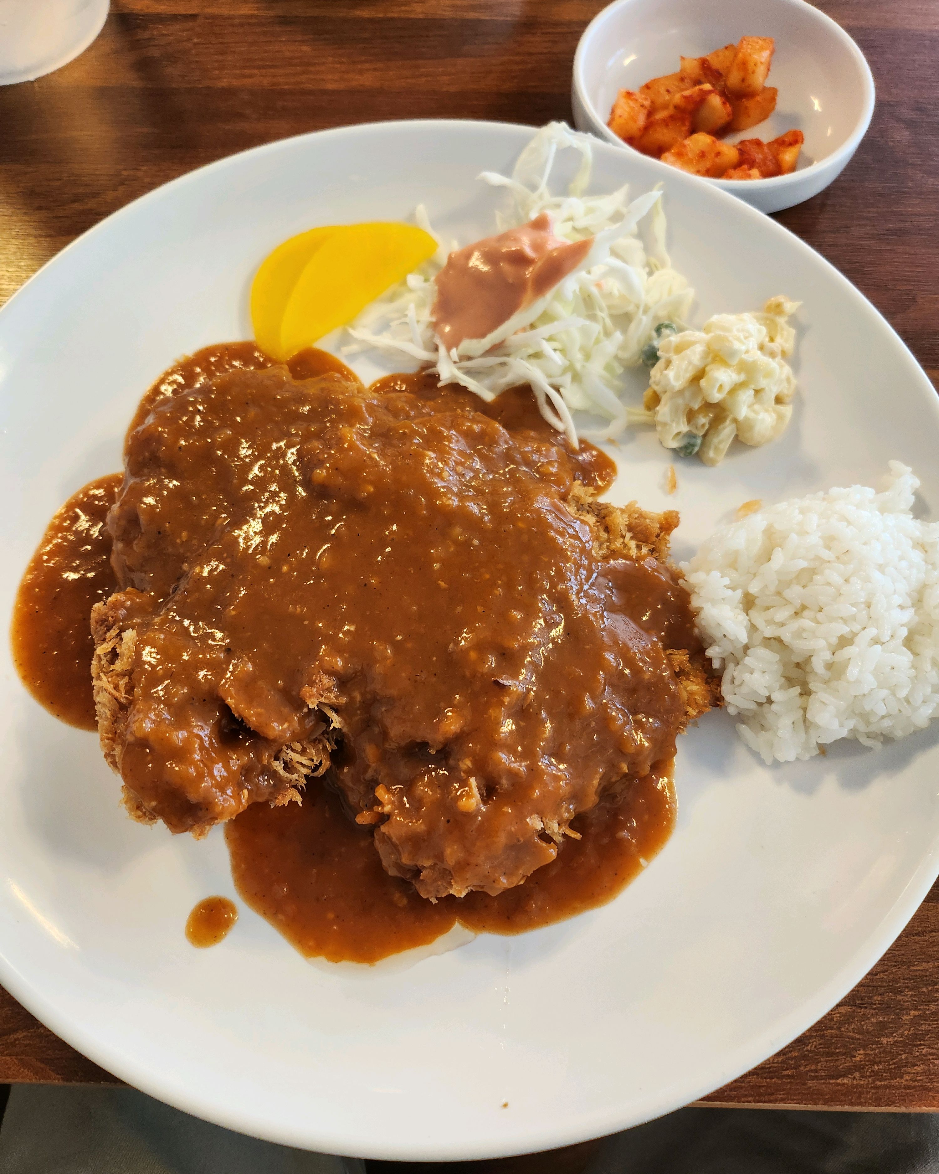  서울시 용산구 효창동 맛집 돈까스산골녹차냉면