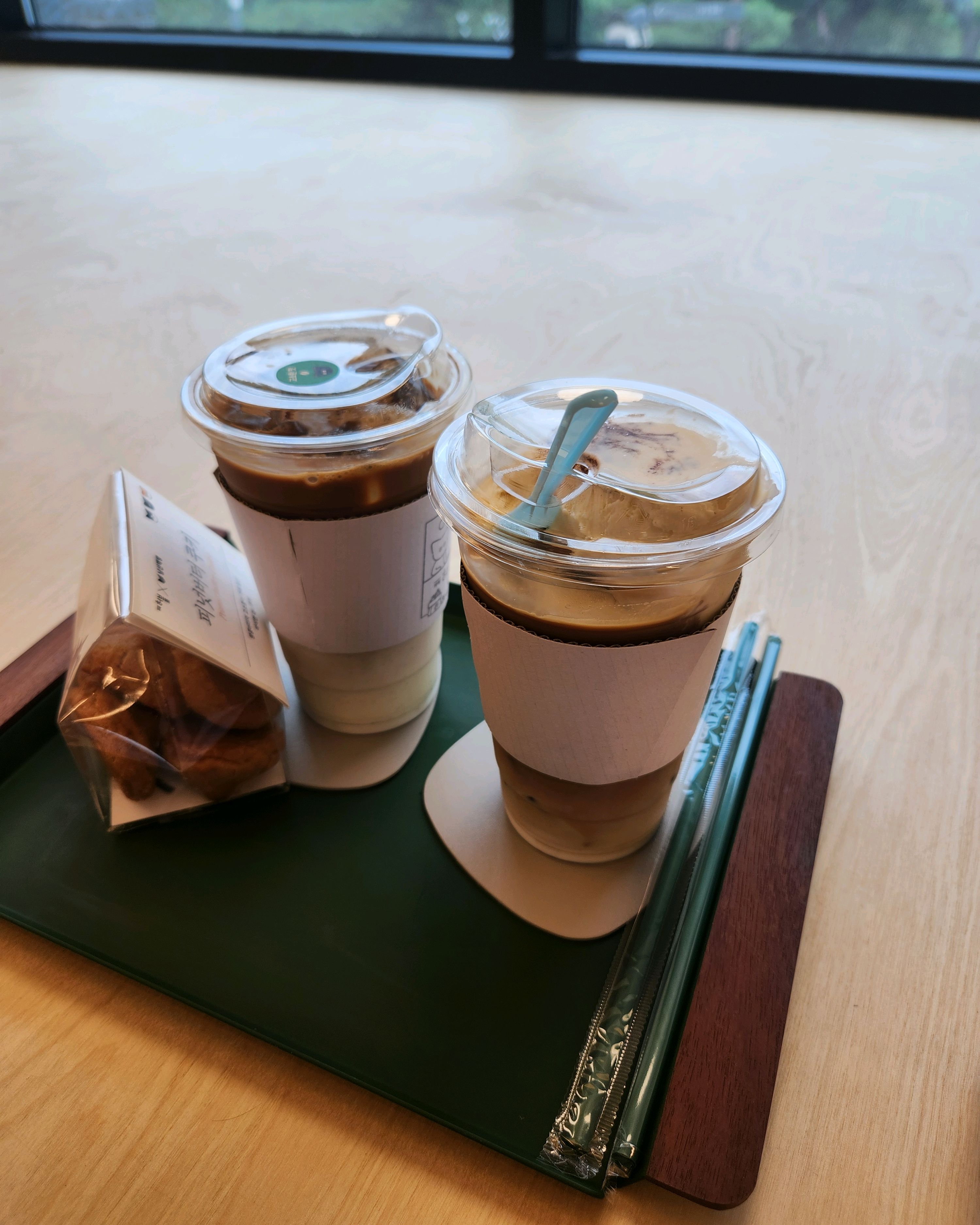 [명동 맛집 카페허블&남산책방] 직접 가본 로컬 리뷰