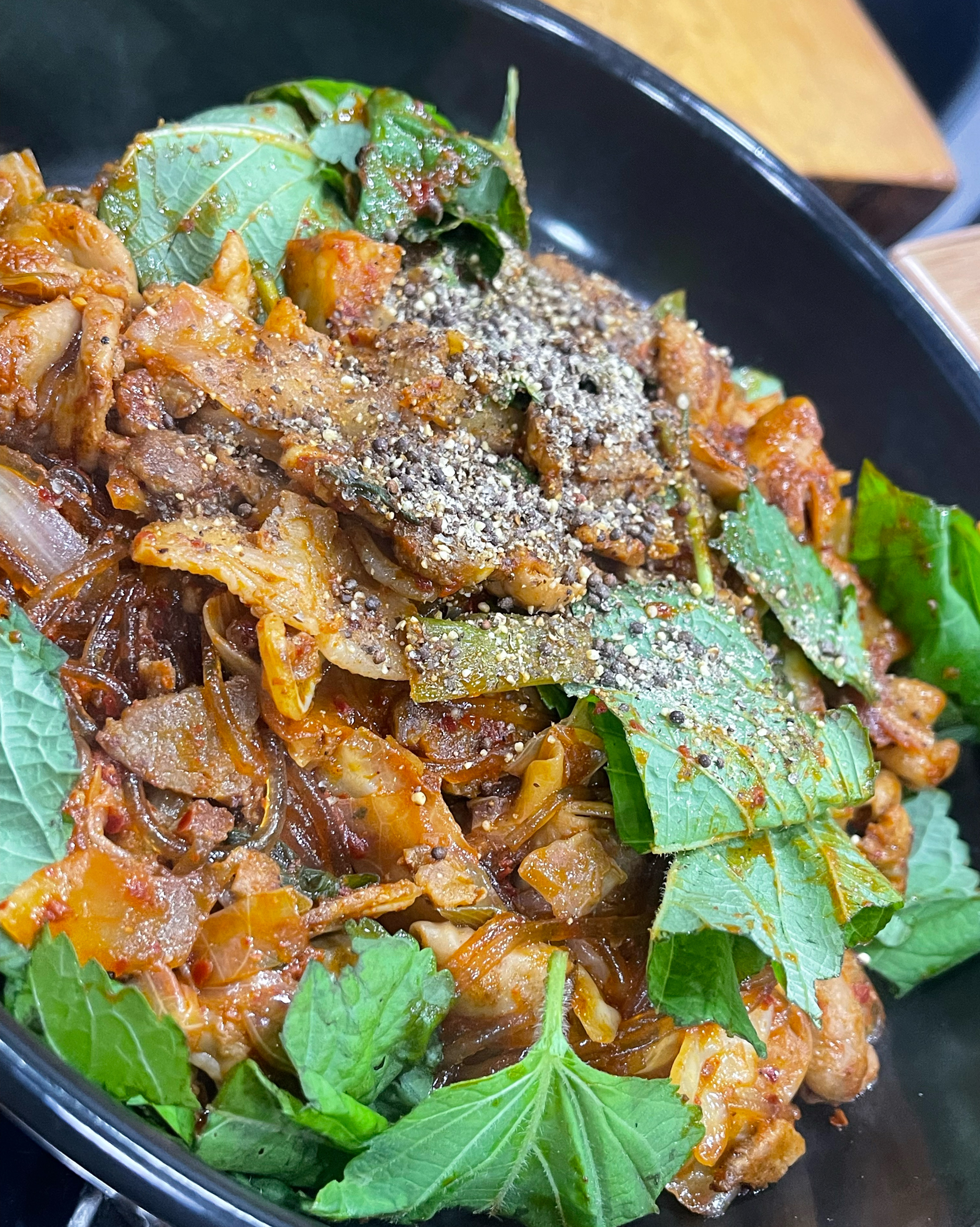 Grilled tripe in front of Dongmyo Station, Samryong’s Gopchang
