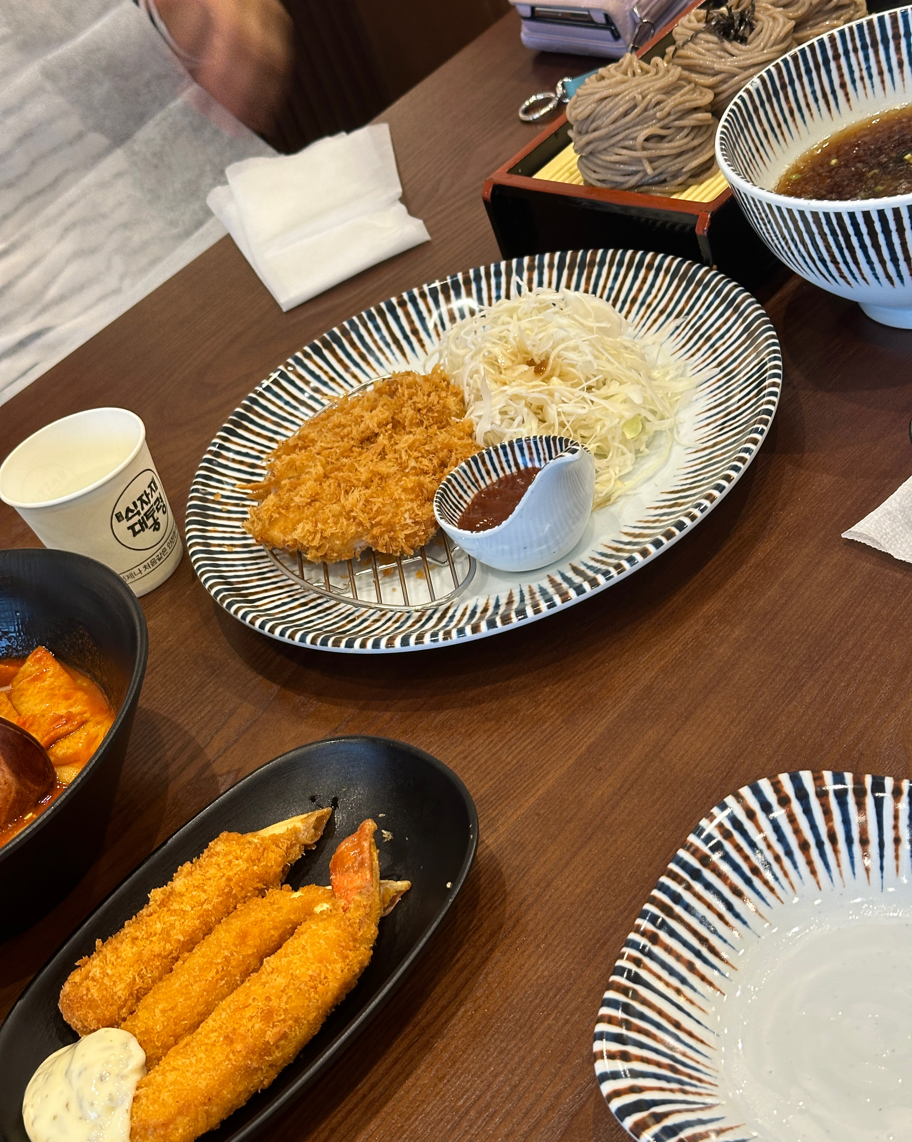 사실 그렇게 특별한 맛은 아니에요 - 안성 맛집 삼동소바 안성중앙점