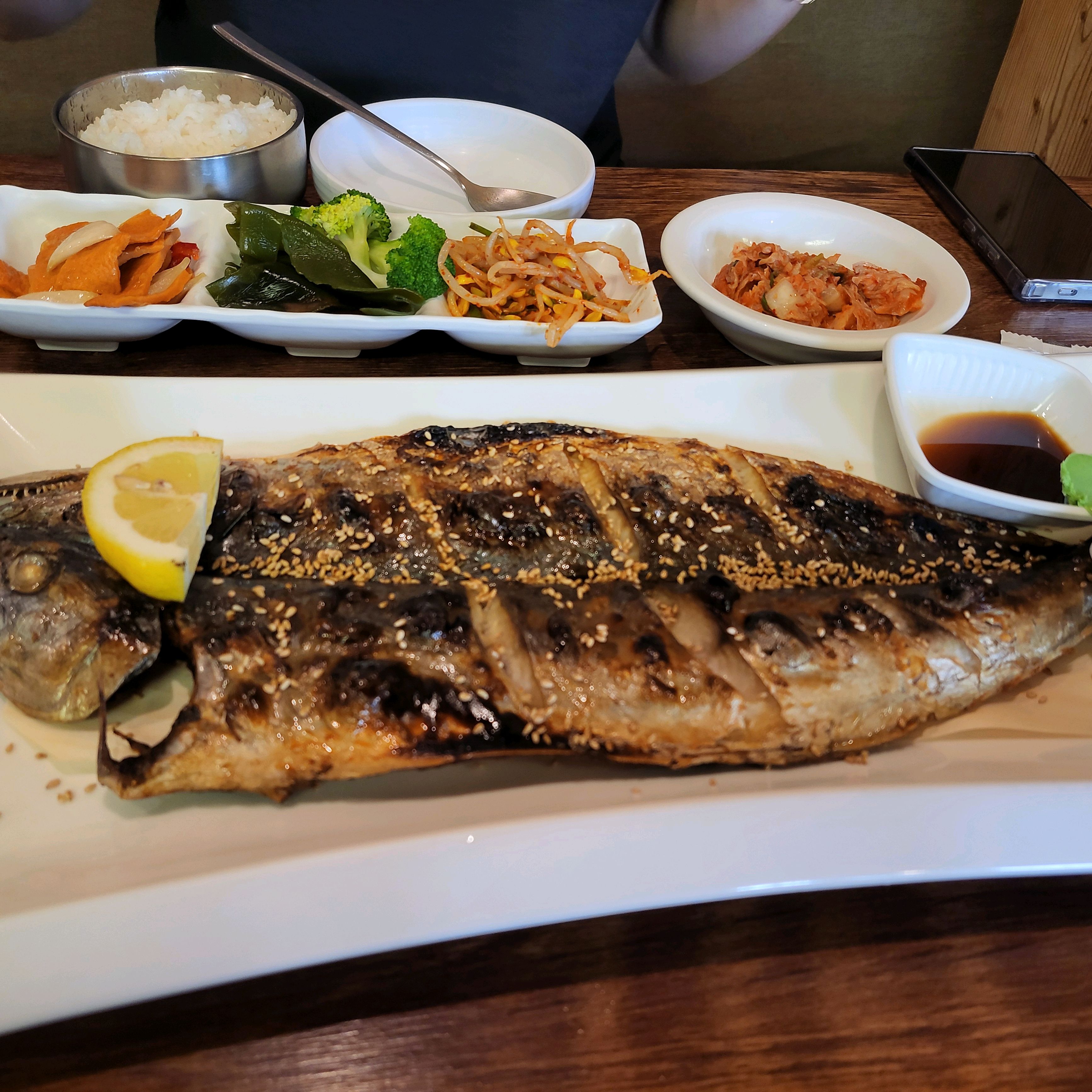[경리단길 맛집 회나무식당] 직접 가본 로컬 리뷰