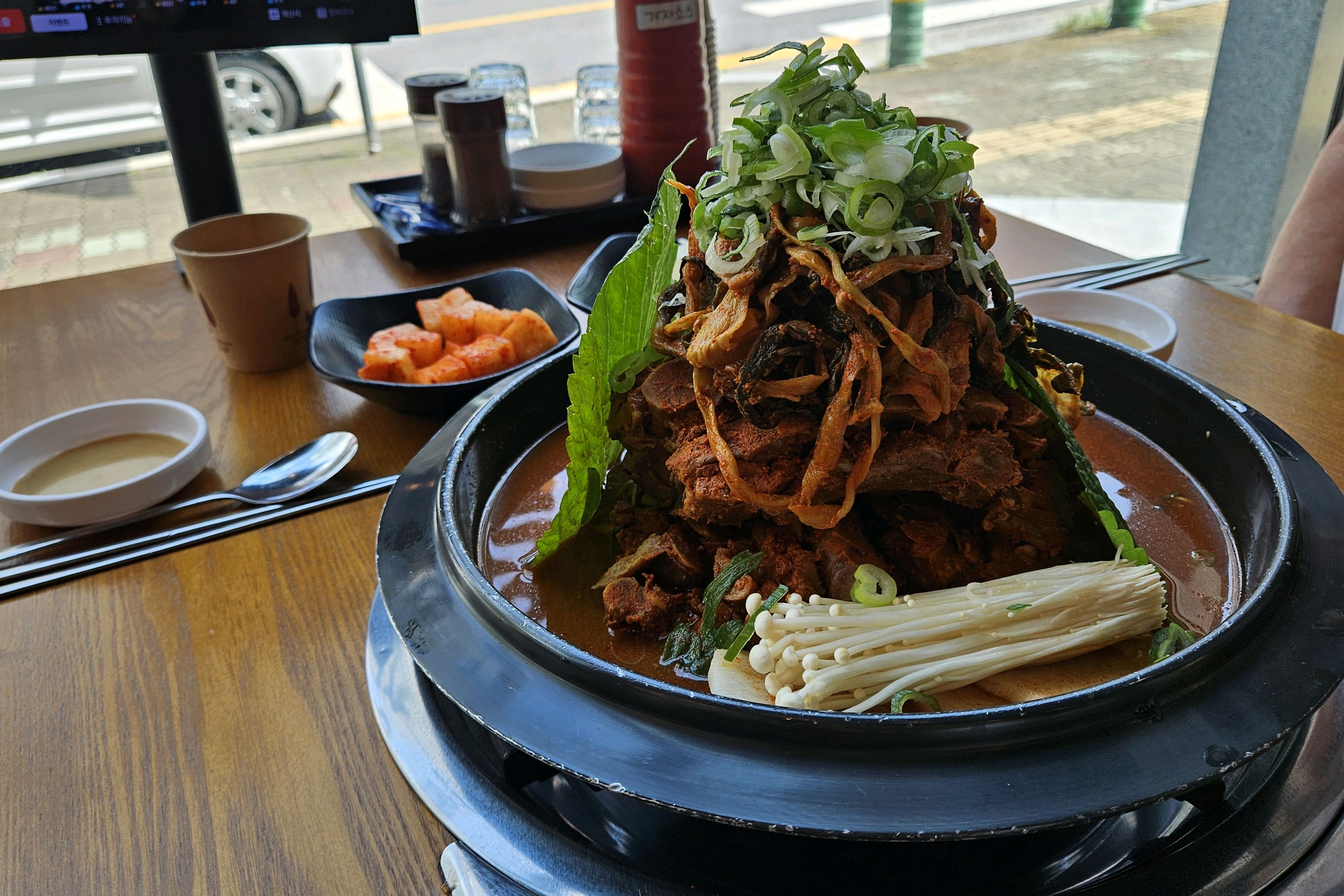 여기 진짜 양도 푸짐하고 맛있어요! - 불당동 맛집 인생감자탕 불당점
