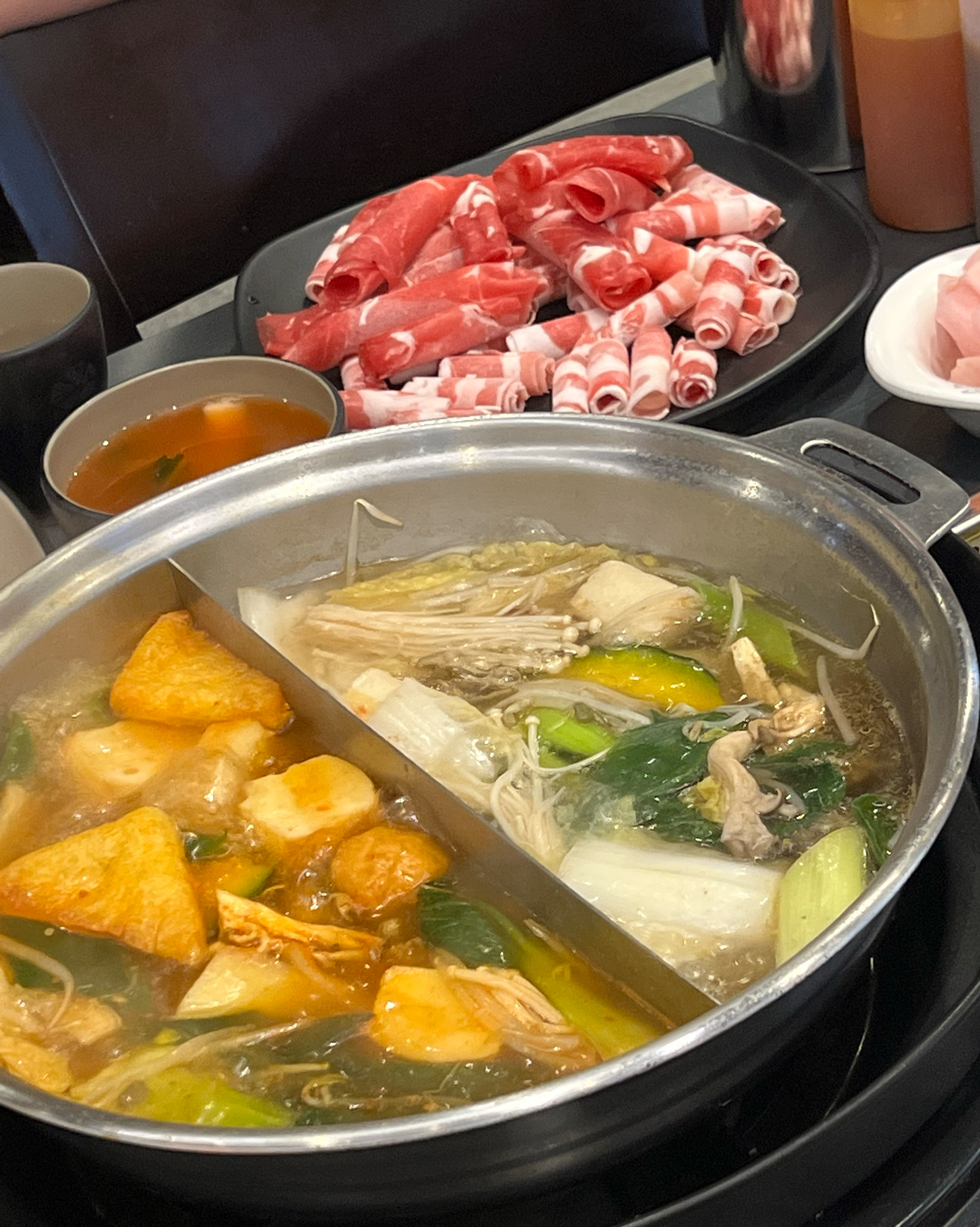 맛있네요!다먹고아이스크림까지 먹어치웠네요! 애기도고기야들야들해서.잘먹고 좋았어요! 아! 공