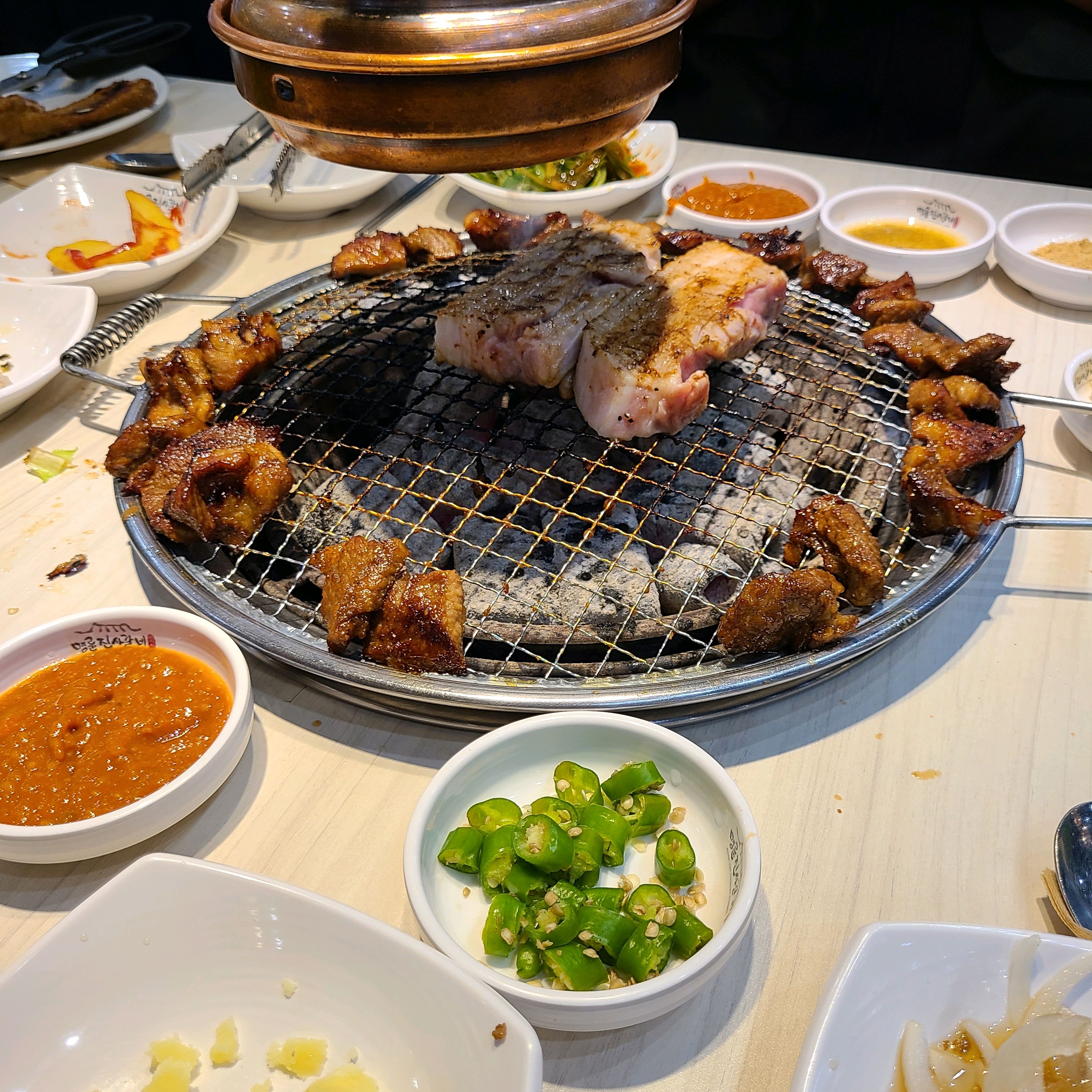 중복이라 친정엄마랑 아들이랑 고기 먹으러 왔어요 - 의정부 용현동 맛집 명륜진사갈비 의정부송산역점