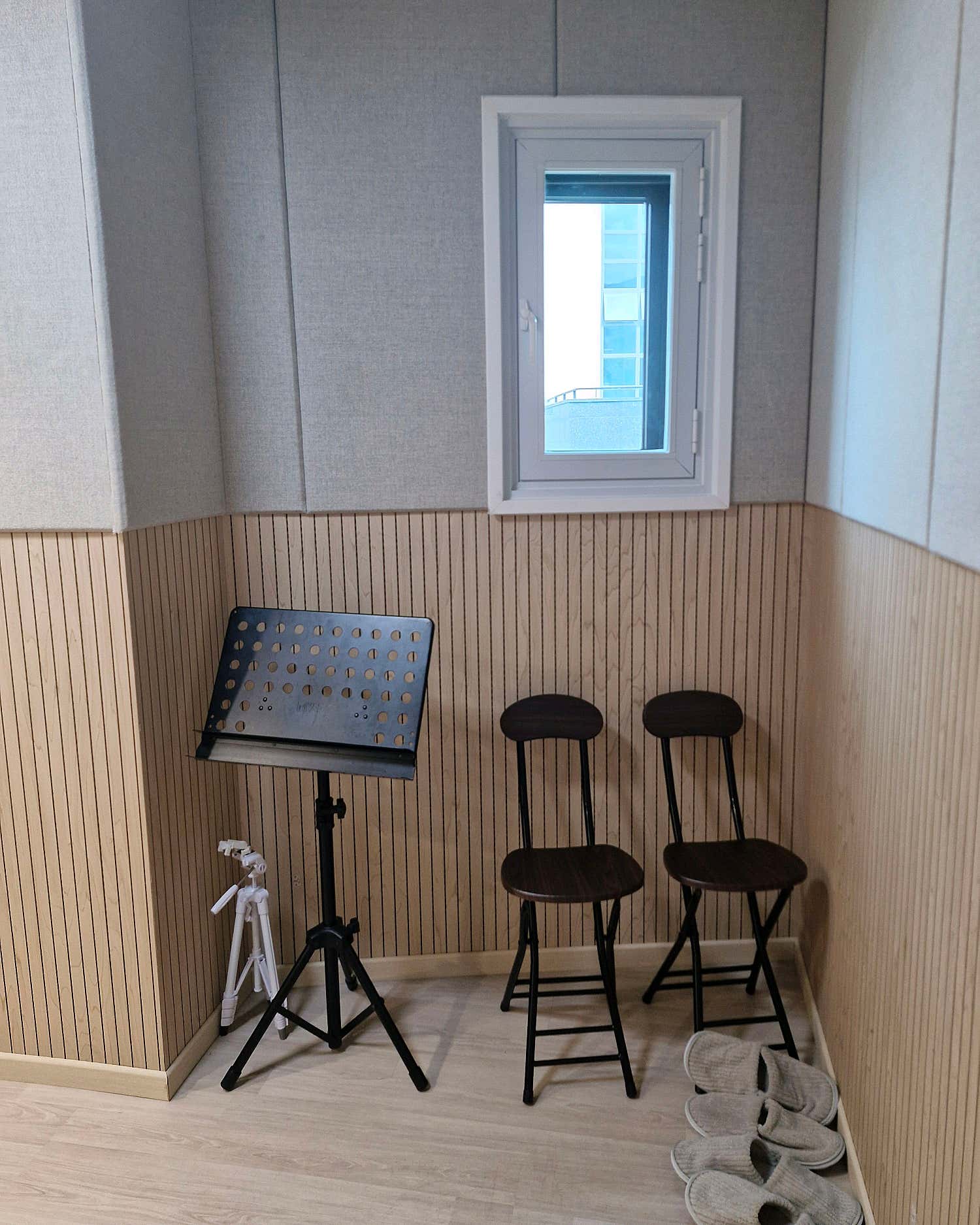 2번째 스튜디오 사진