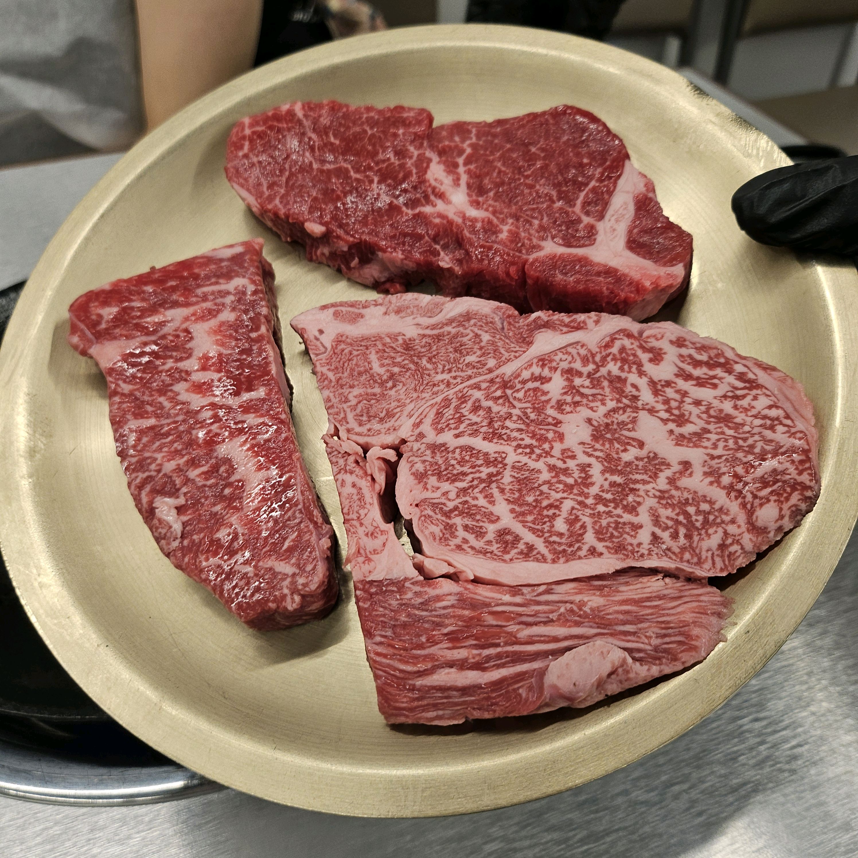 
왕십리역식당 한우드림