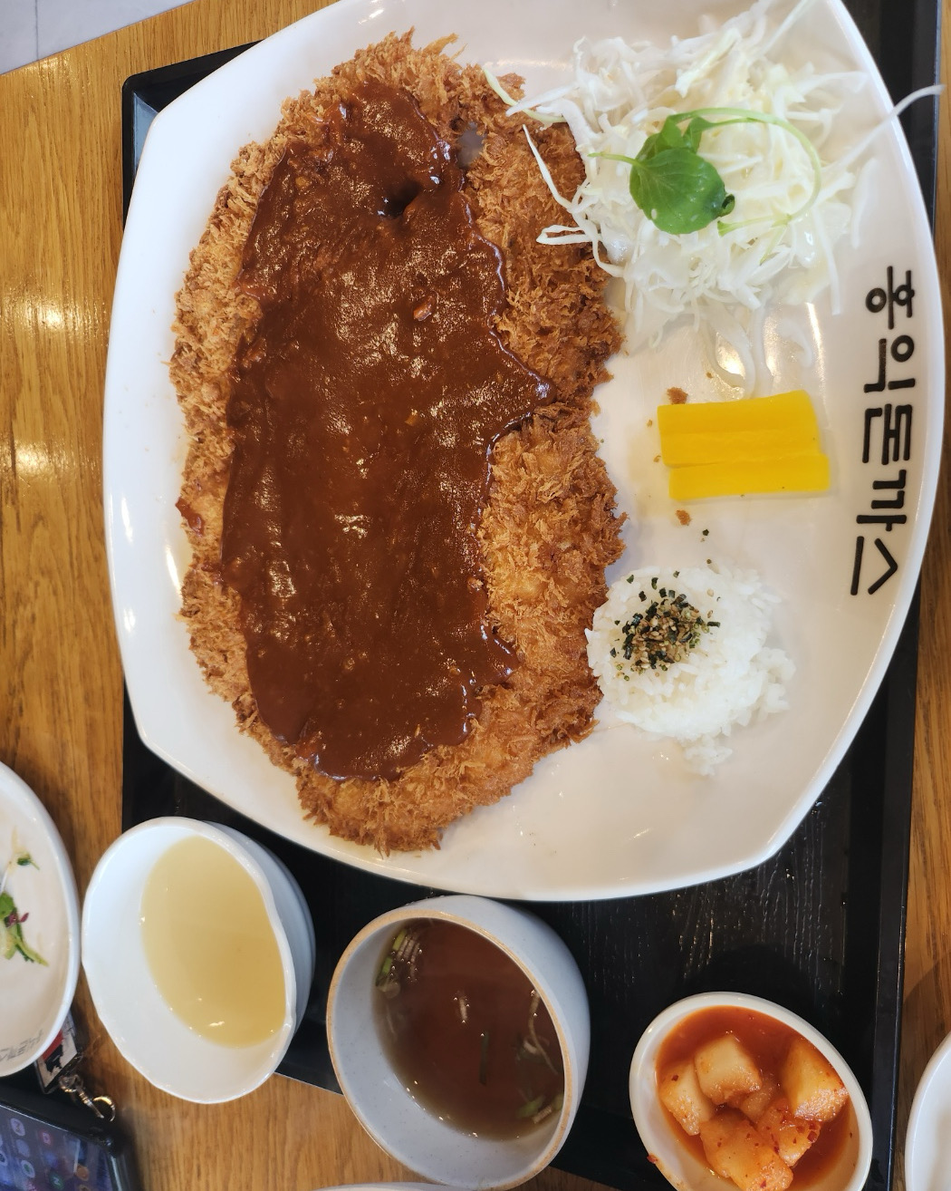 양도 많고 맛이 좋아요 돈가스도 맛있고 냉우동도 맛있어요 - 파주 운정 맛집 홍익돈까스 파주운정점