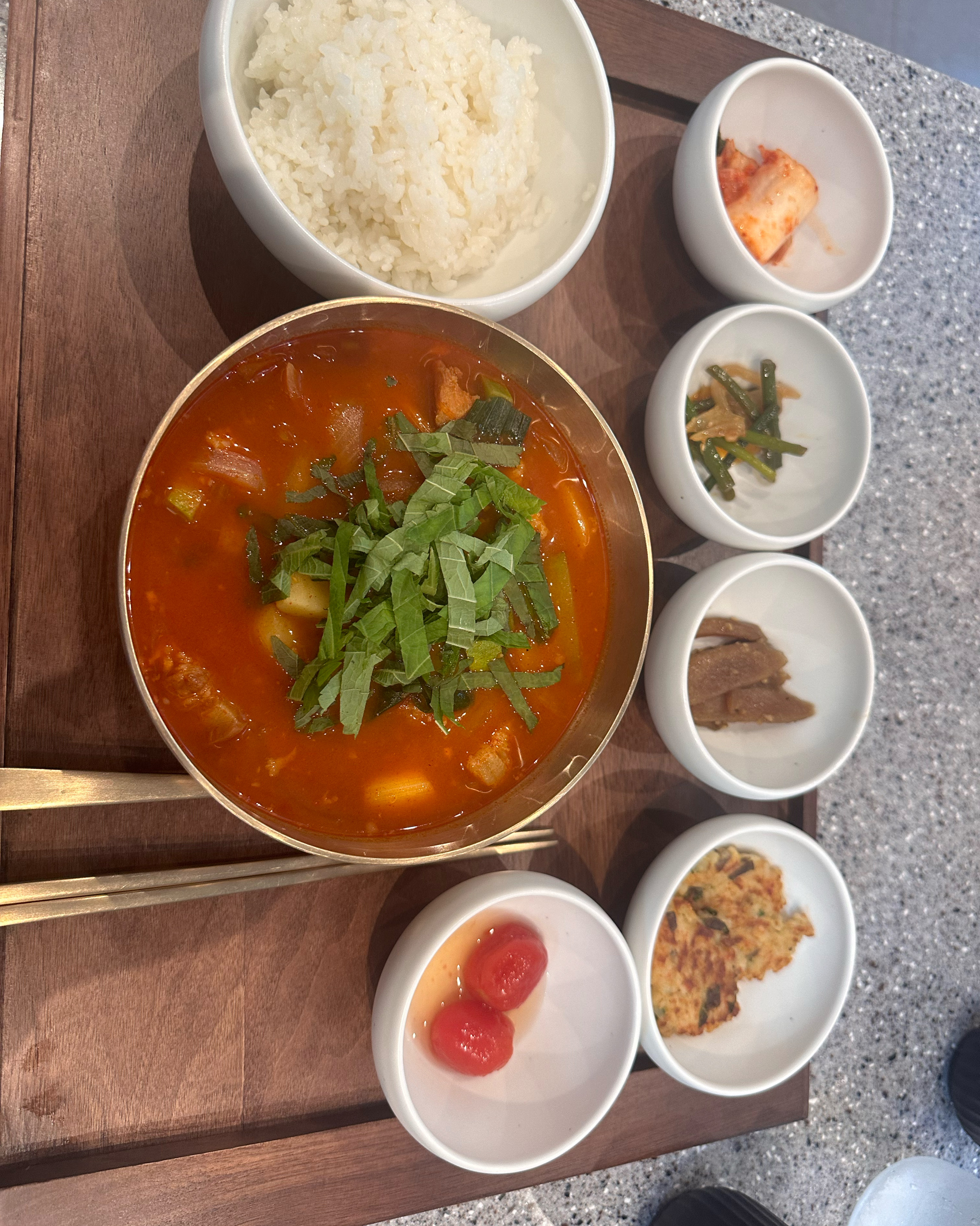 동작역식당 혜정식