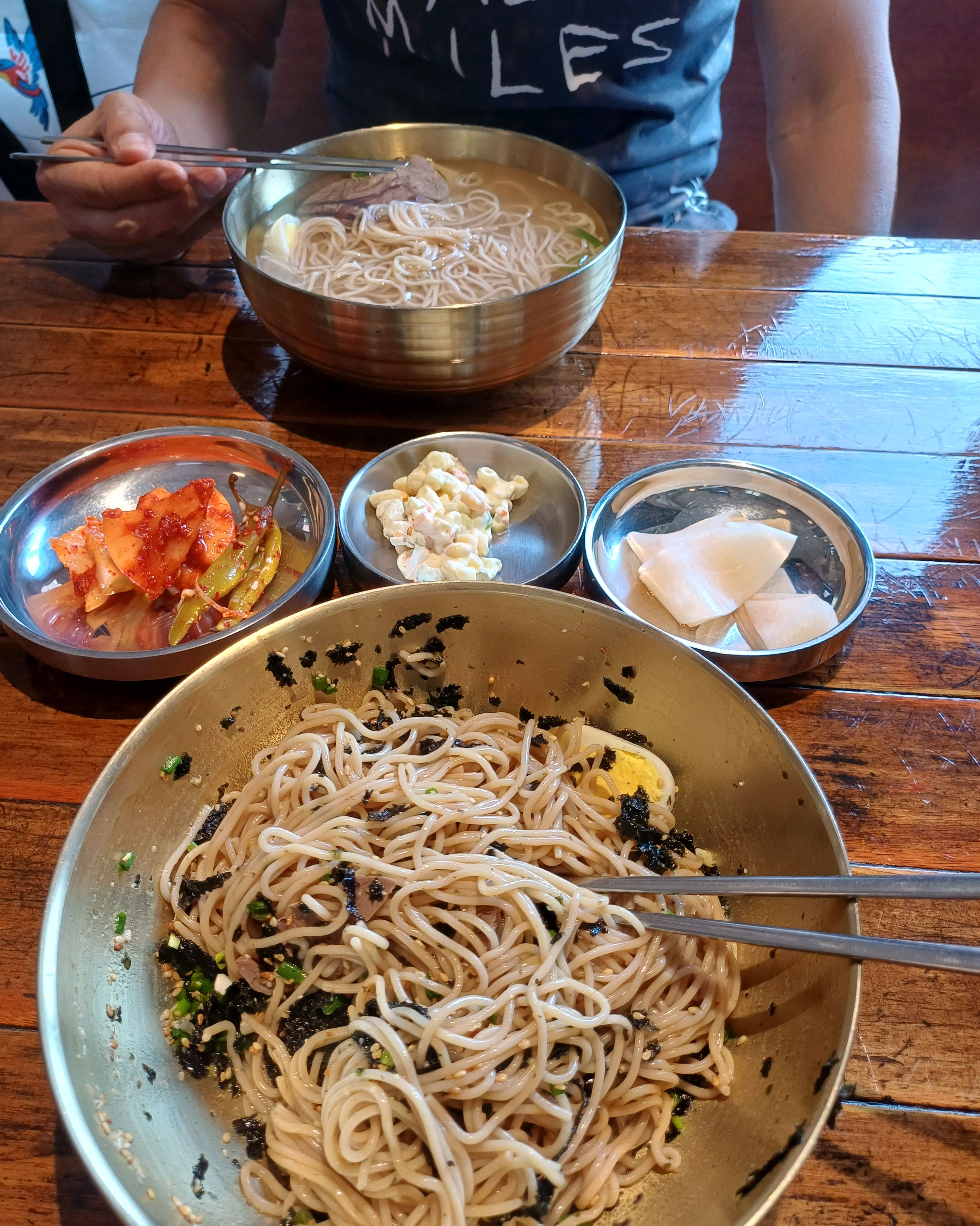 오픈 시간을 잘못 알고 갔는데 다행히 대기 없었ㅈ어요~ - 망원동 맛집 달고나
