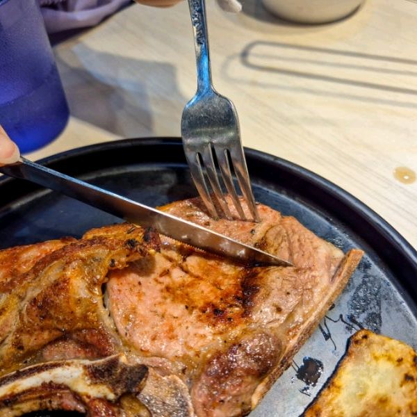 후려페퍼스테이크 맛있어서 또 다녀왔어요 여느 스테이크맛집 못지않아요 두번 구워먹었어요♥︎