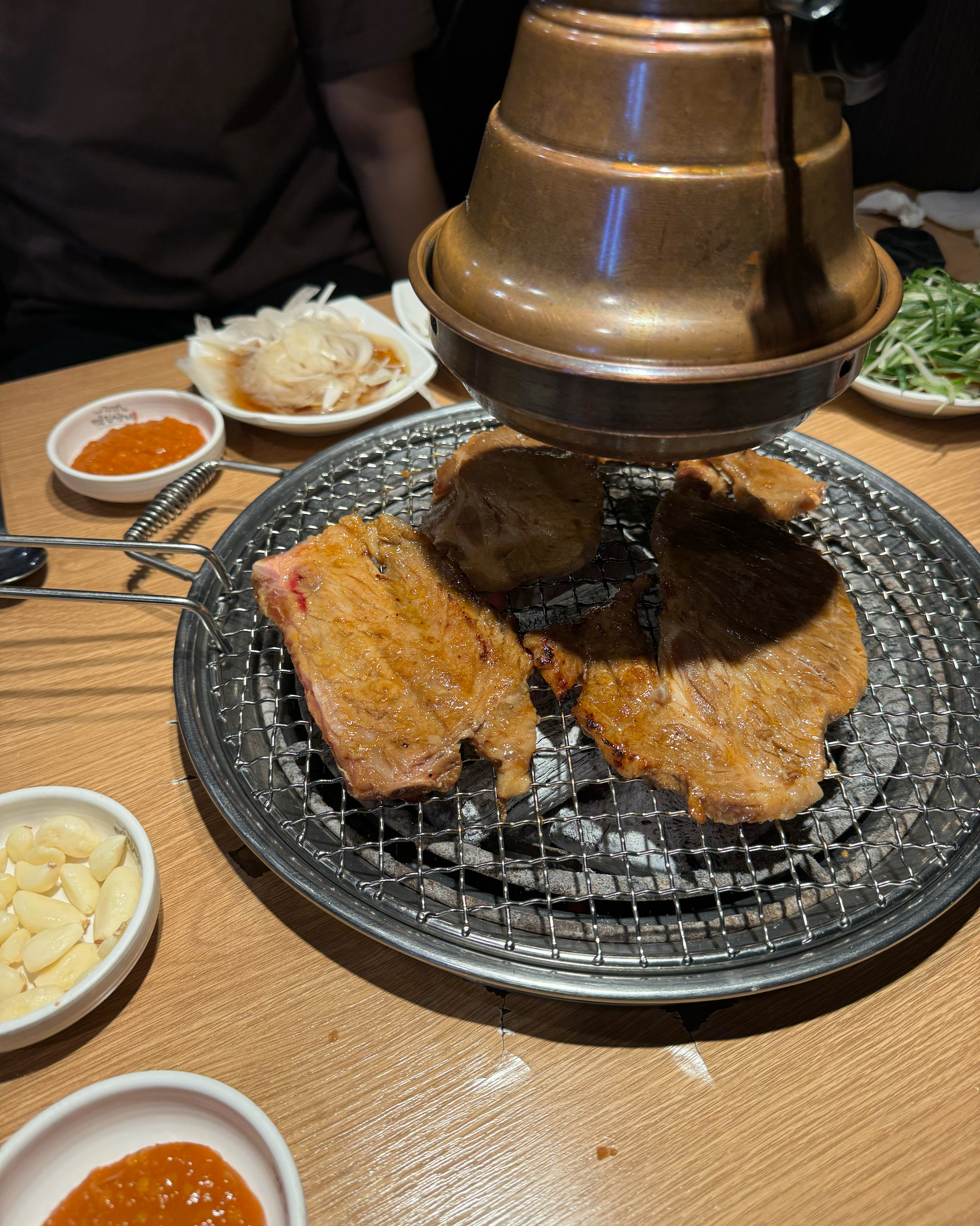 명륜 진사 갈비 리뉴얼 안한 매장은 진짜 오랜만이네요 근데 가격은 리뉴얼 한 가격이랑 똑같
