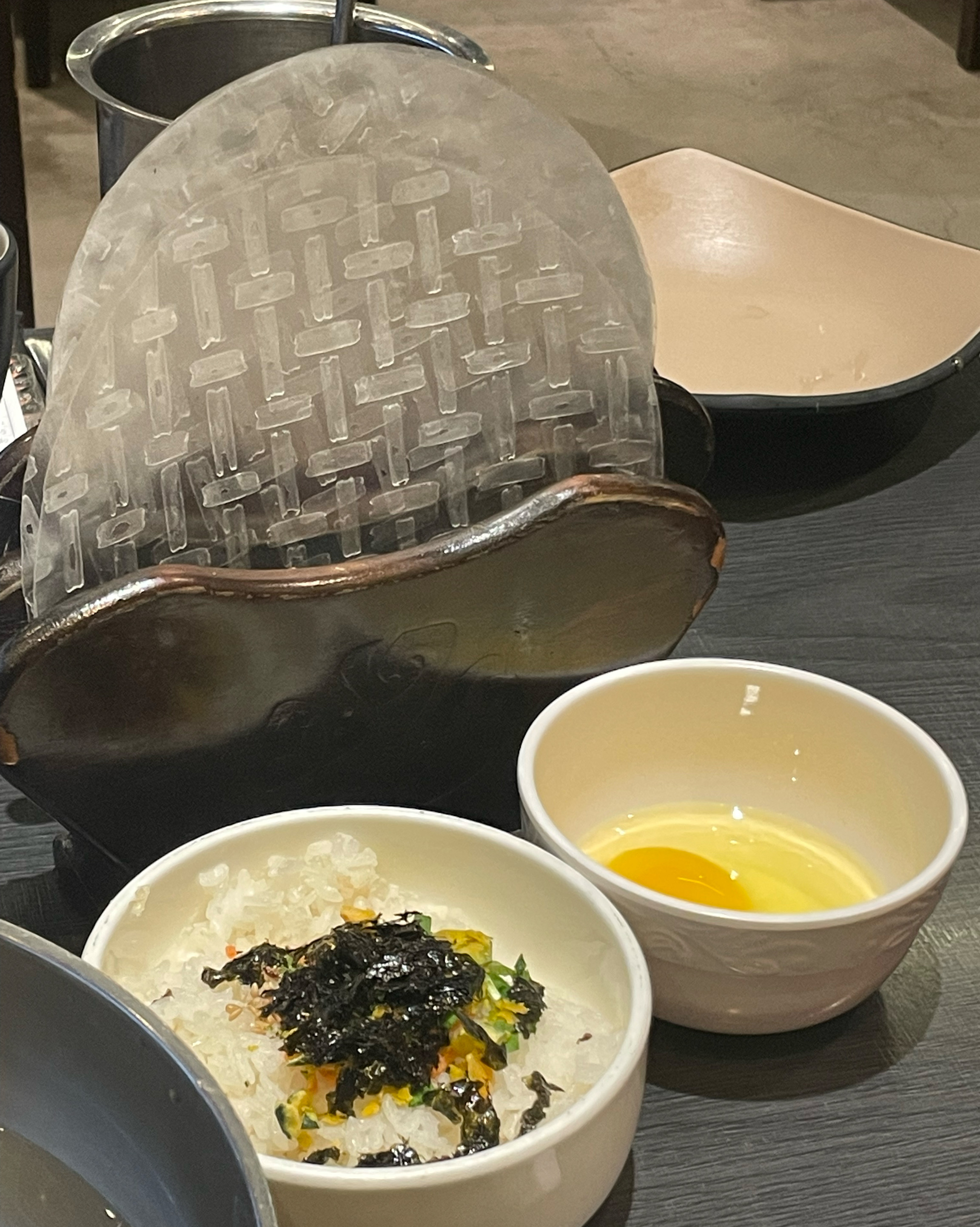 매장도 넓고 야채도 무한으로 먹을 수 있어서 조ㅗ아요!!! 궁물도 맛있고 건강하고 부모님 