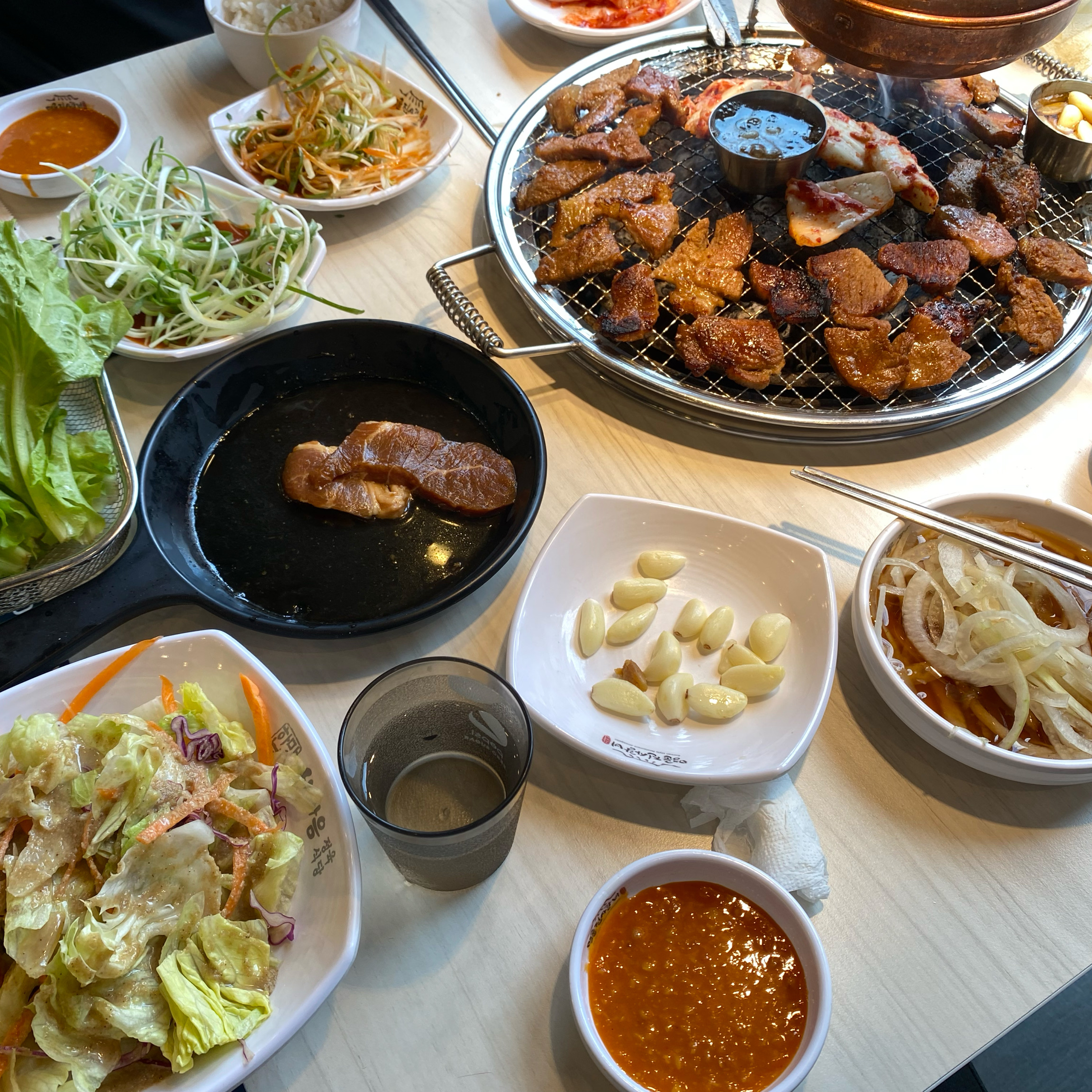 생각외로 맛 괜찮음. 옛날 고기뷔페라고 생각하면 경기도 오산 - 쌍문역 맛집 명륜진사갈비 서울쌍문점