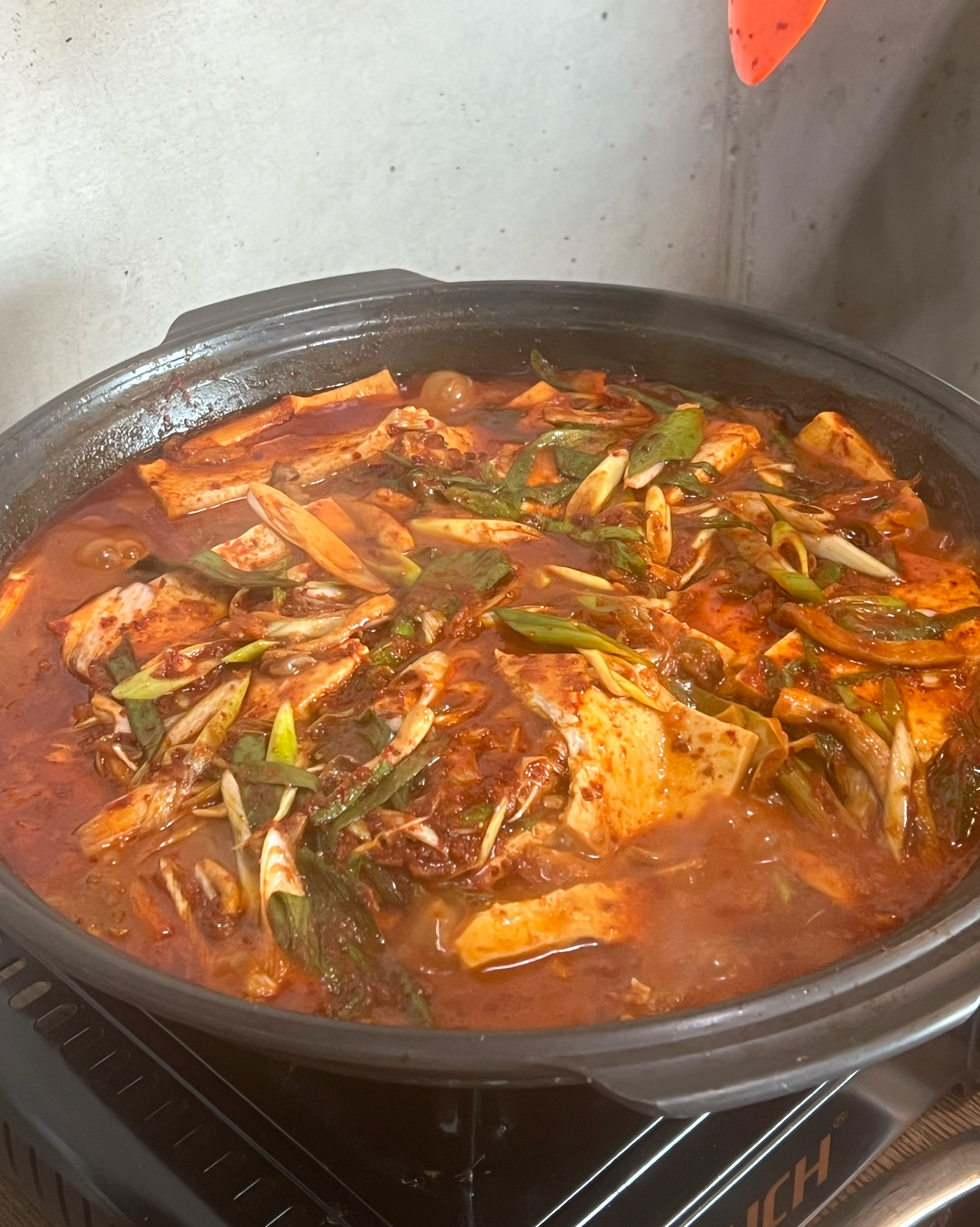 크게 기대없이 갔다가 음식도 너무맛있고 사장님도 직원분들도 친절하셔서 기분좋게 식사하고 나