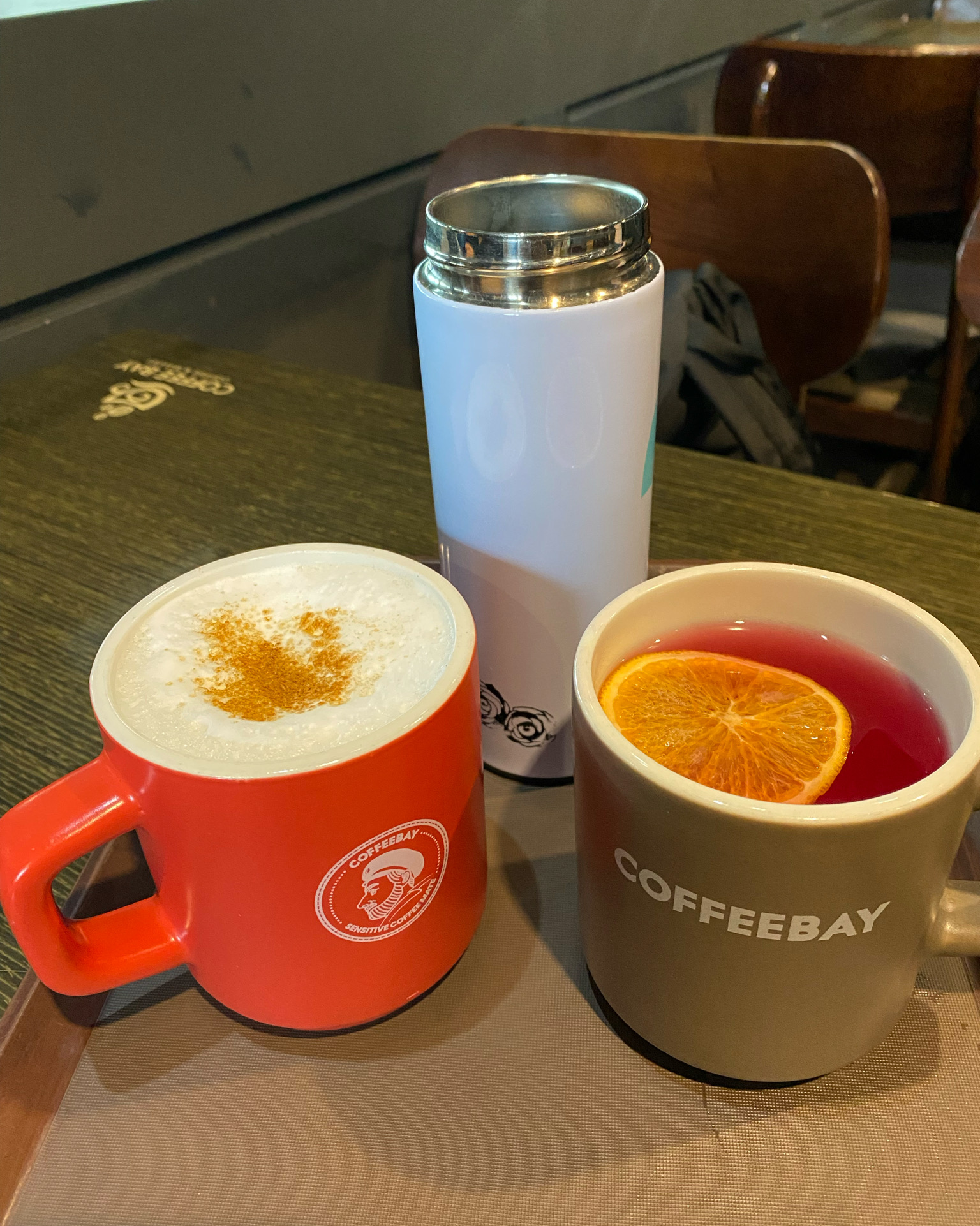  한국 서울 상봉역 주변 버블티 카페. 커피베이 면목역점