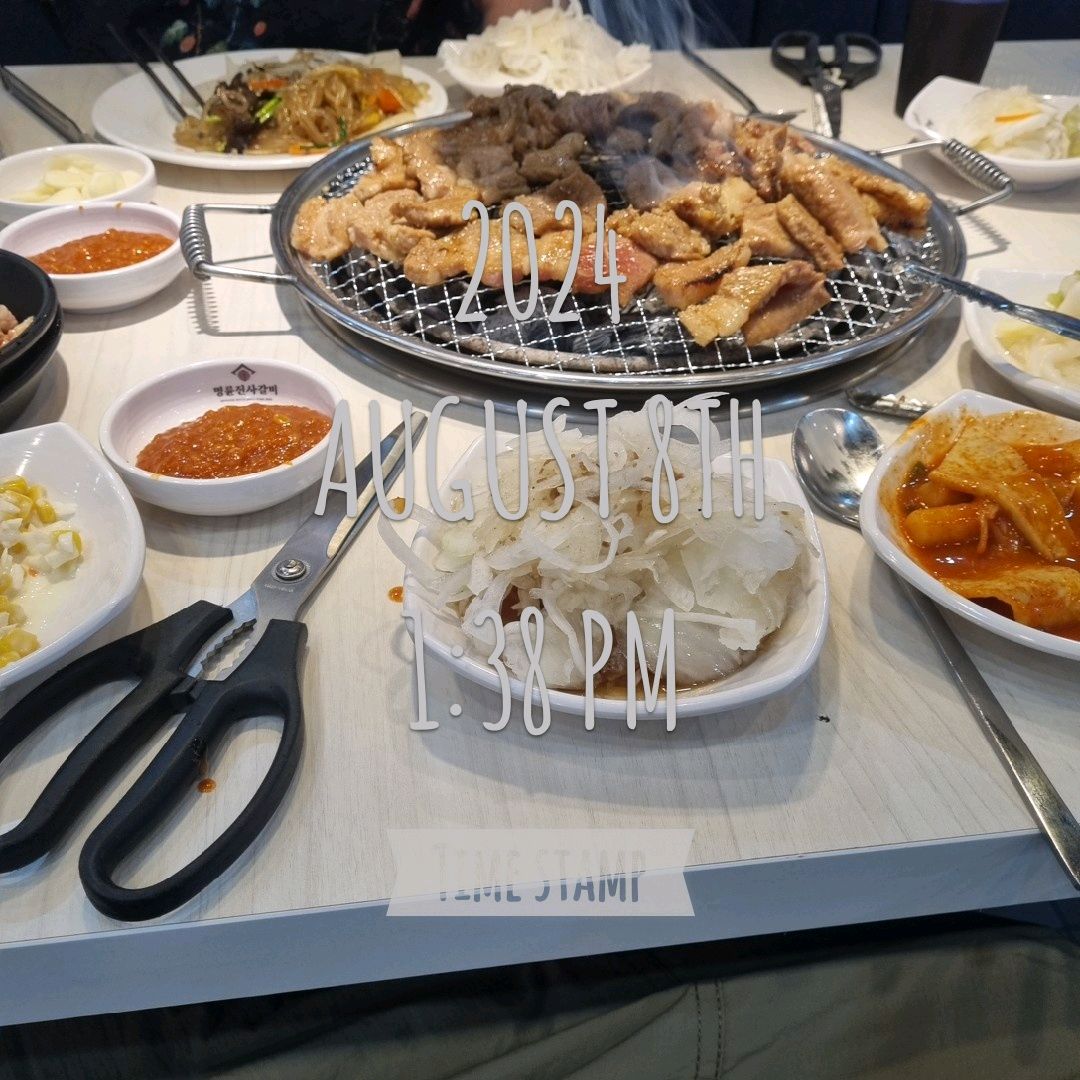 👍 👍 엄마랑자주가요 ♡ 여기가 타지점보다 맛있고 깨끗하게운영되요~디져트빙수커피까지있어서