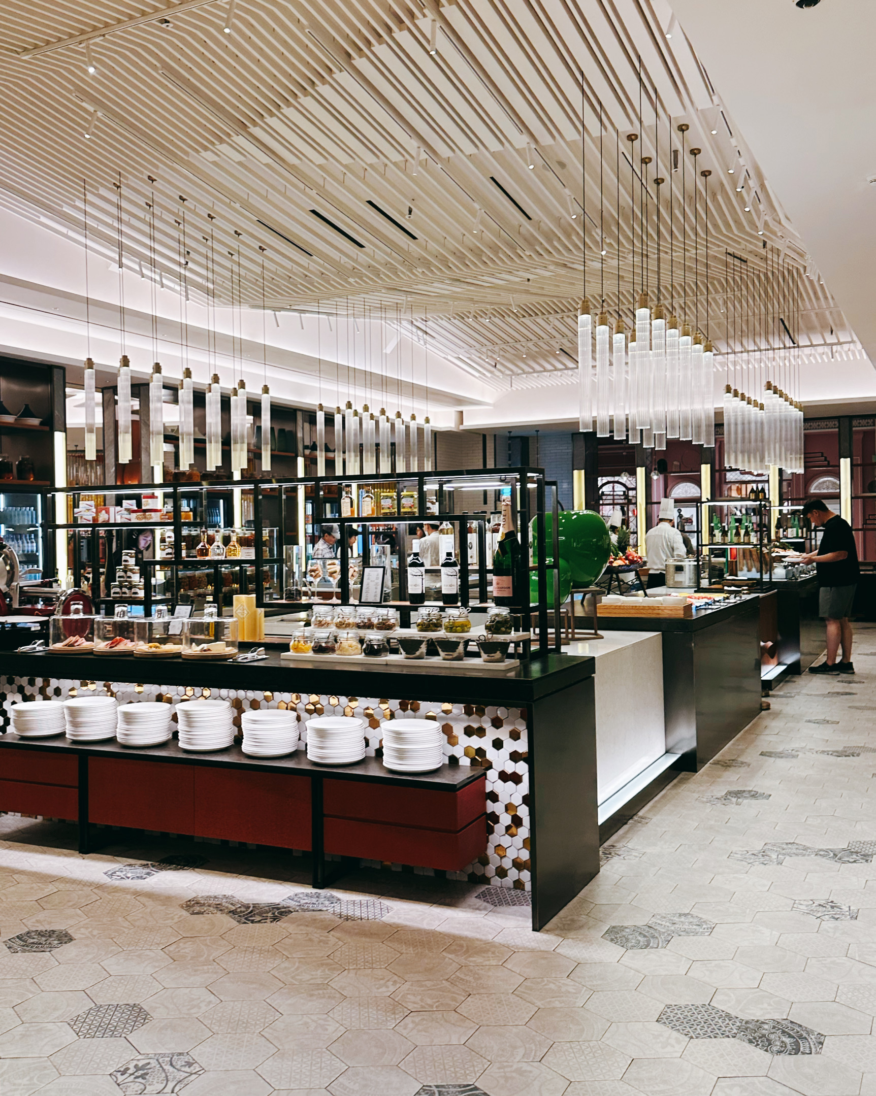 깨끗하고 음식맛도 괜찮아요. - 제주 맛집 제주 드림타워 그랜드 키친