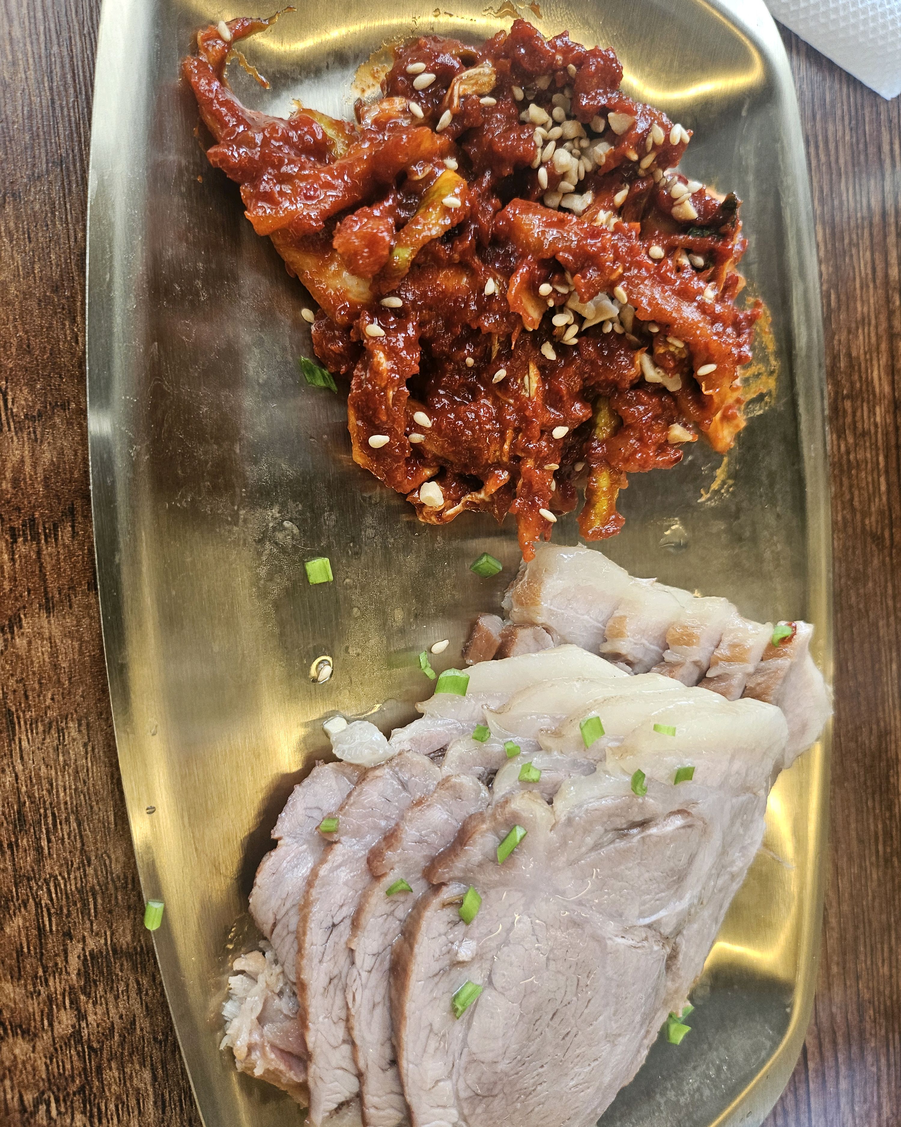 양은 진짜많아요. - 권선동 맛집 안녕돼지국밥 권선점