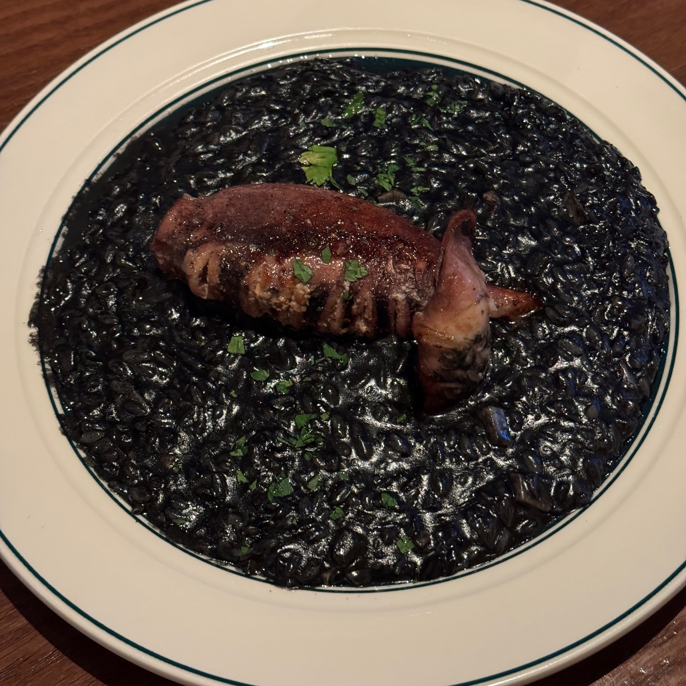 조금 아쉬웠어요. 리조또가 제일 아쉽고 다른 건 그럭저럭 분위기는 좋았는데, 다른 지점들도