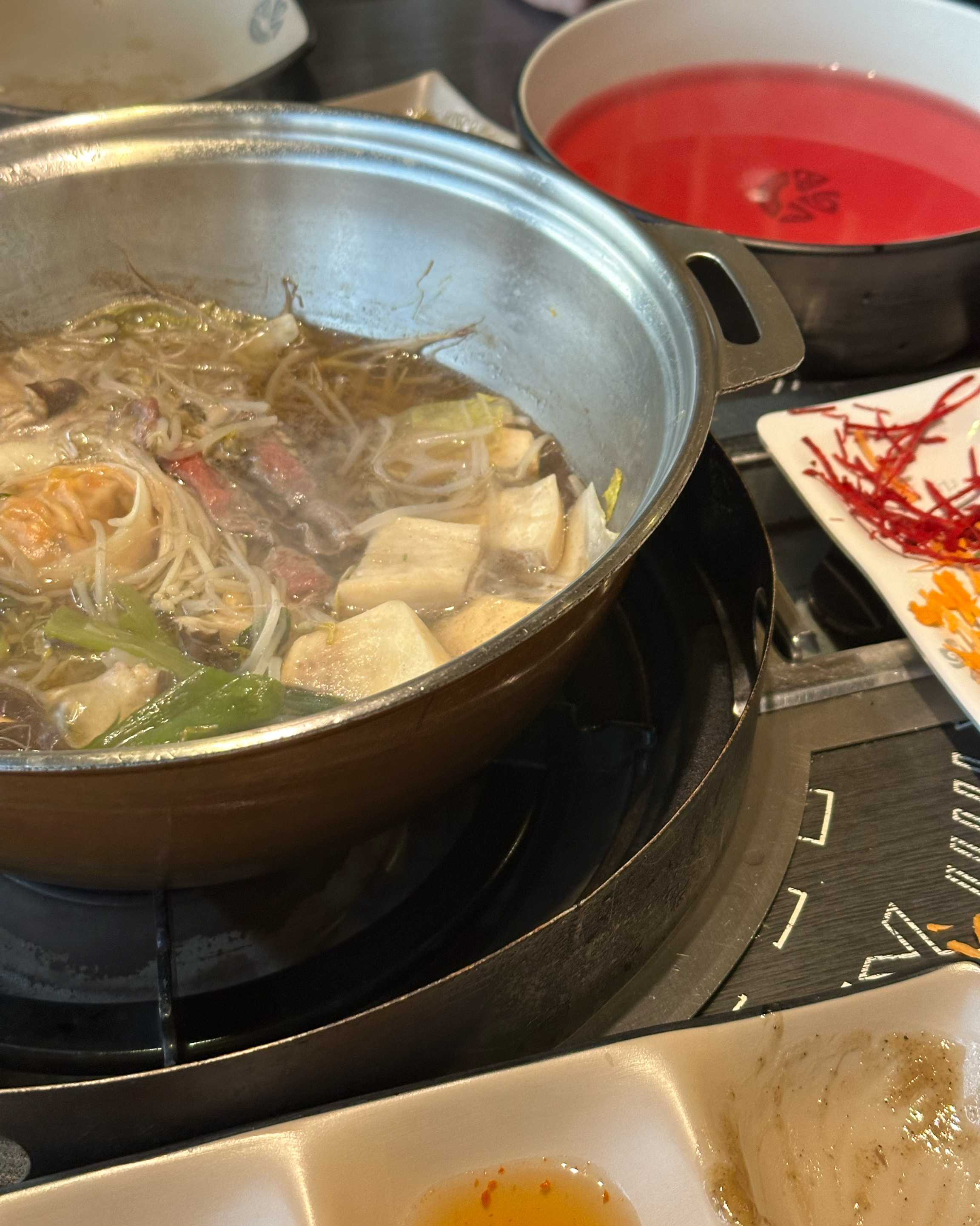 오자마자 흡입해서 거의 다 먹어갈때쯤 찍엇어요😍 - 구래역 맛집 소담촌 김포한강신도시점