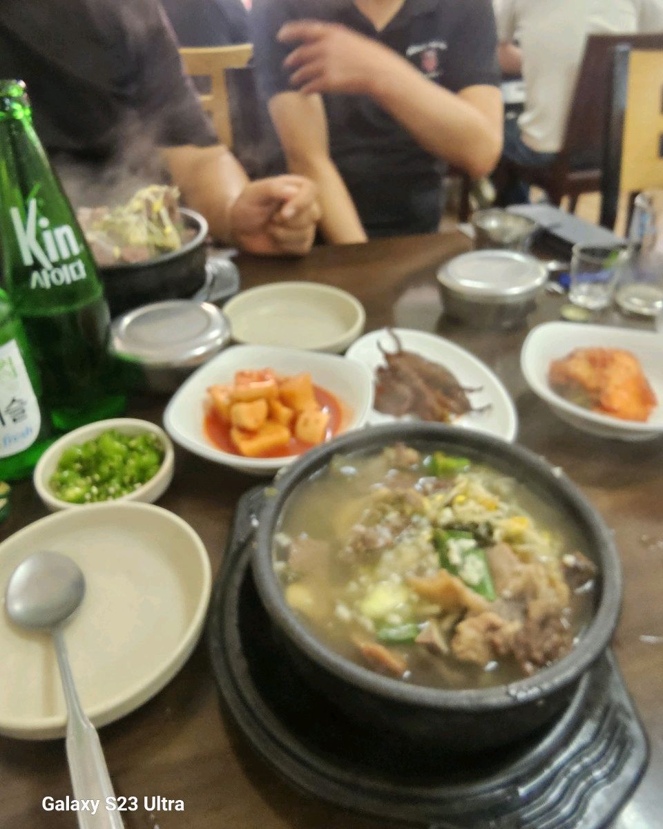 
서울시 중랑구 망우동 맛집 용마해장국