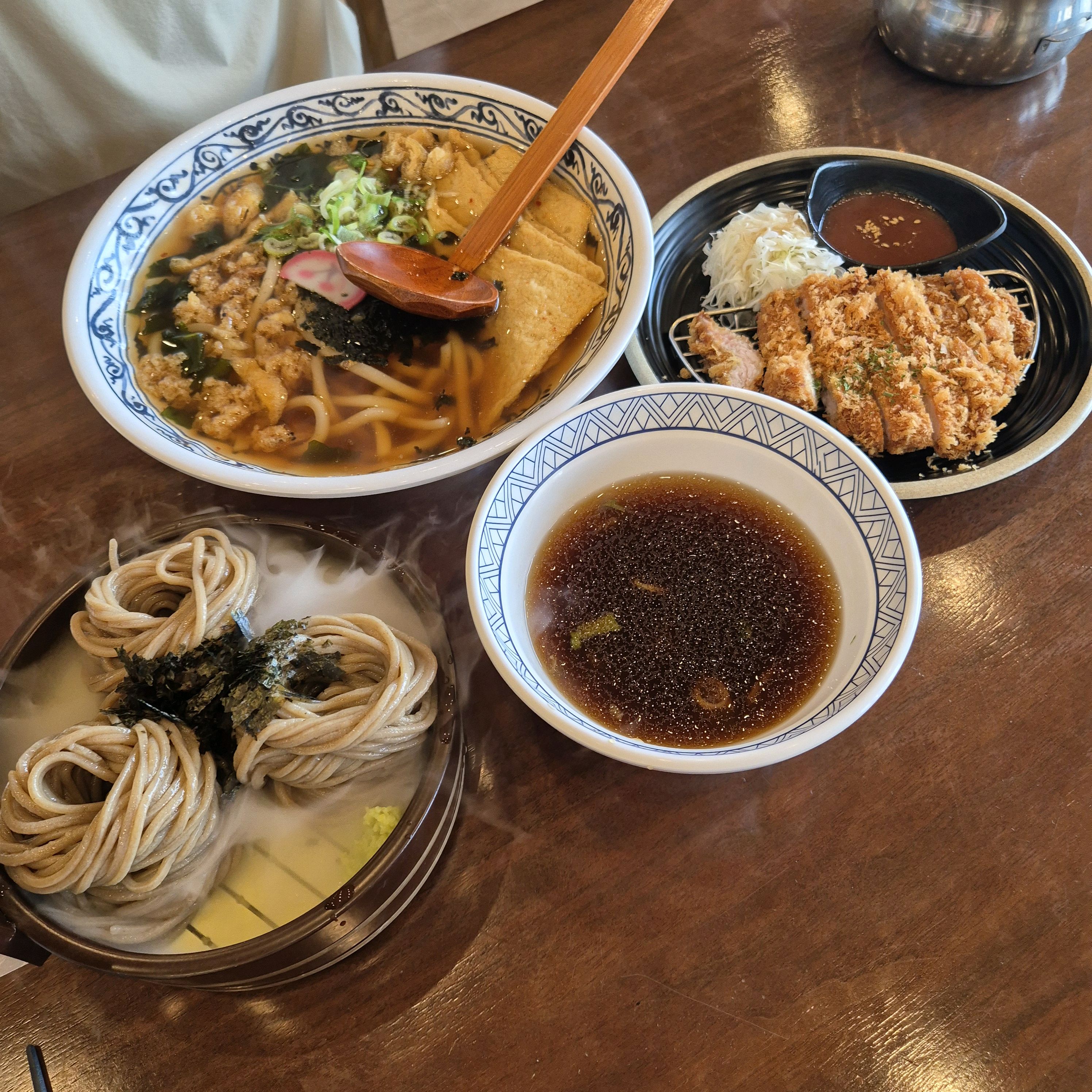 회사 작원들이랑 먹어보고 너무 맛있어서 남자친구 데리고 재방문했어요 남자친구도 너무 맛있다