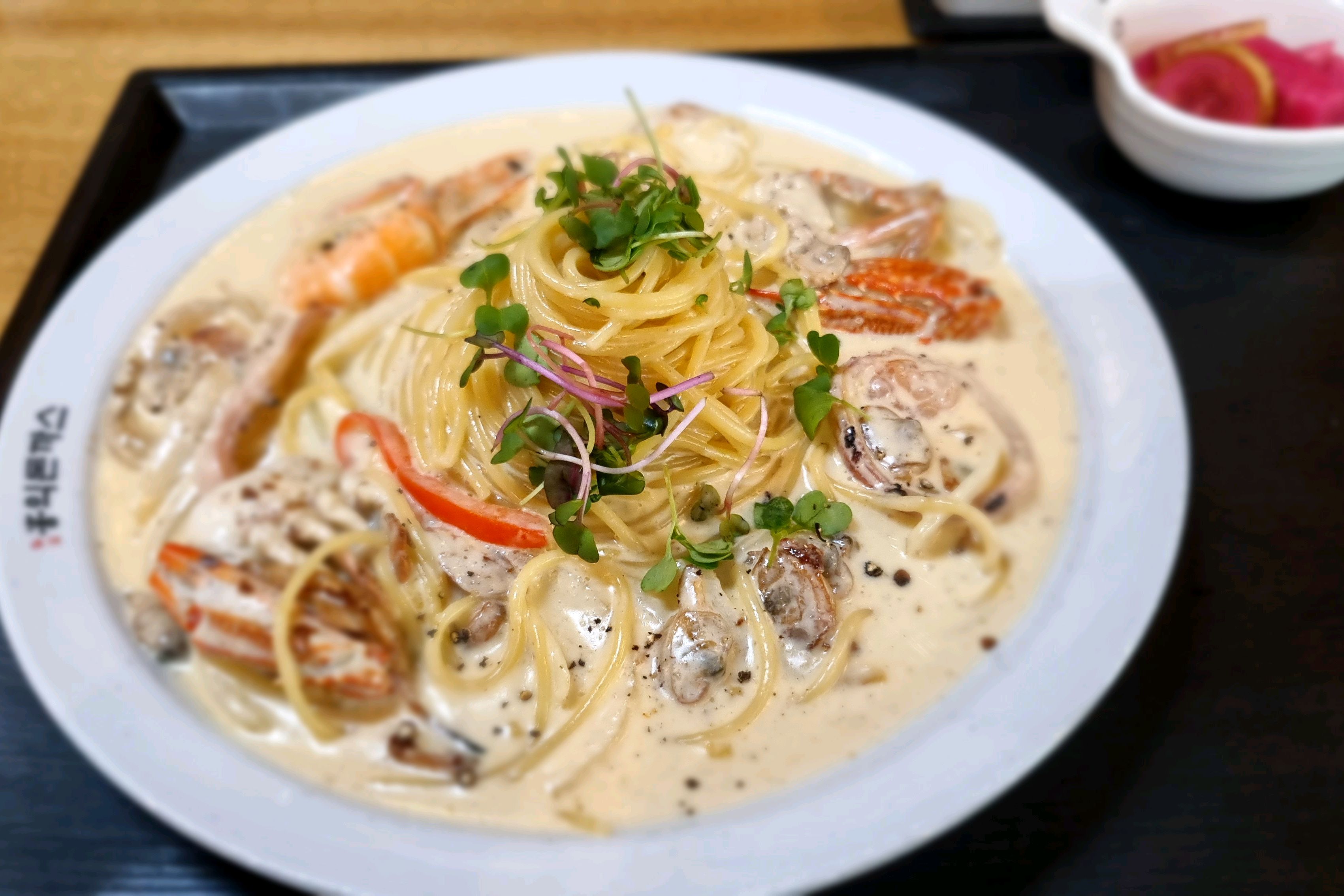 음식이 고급진 느낌이네요~~ 맛도 너무 맛있었고 - 충주 안림동 맛집 홍익돈까스 충주점