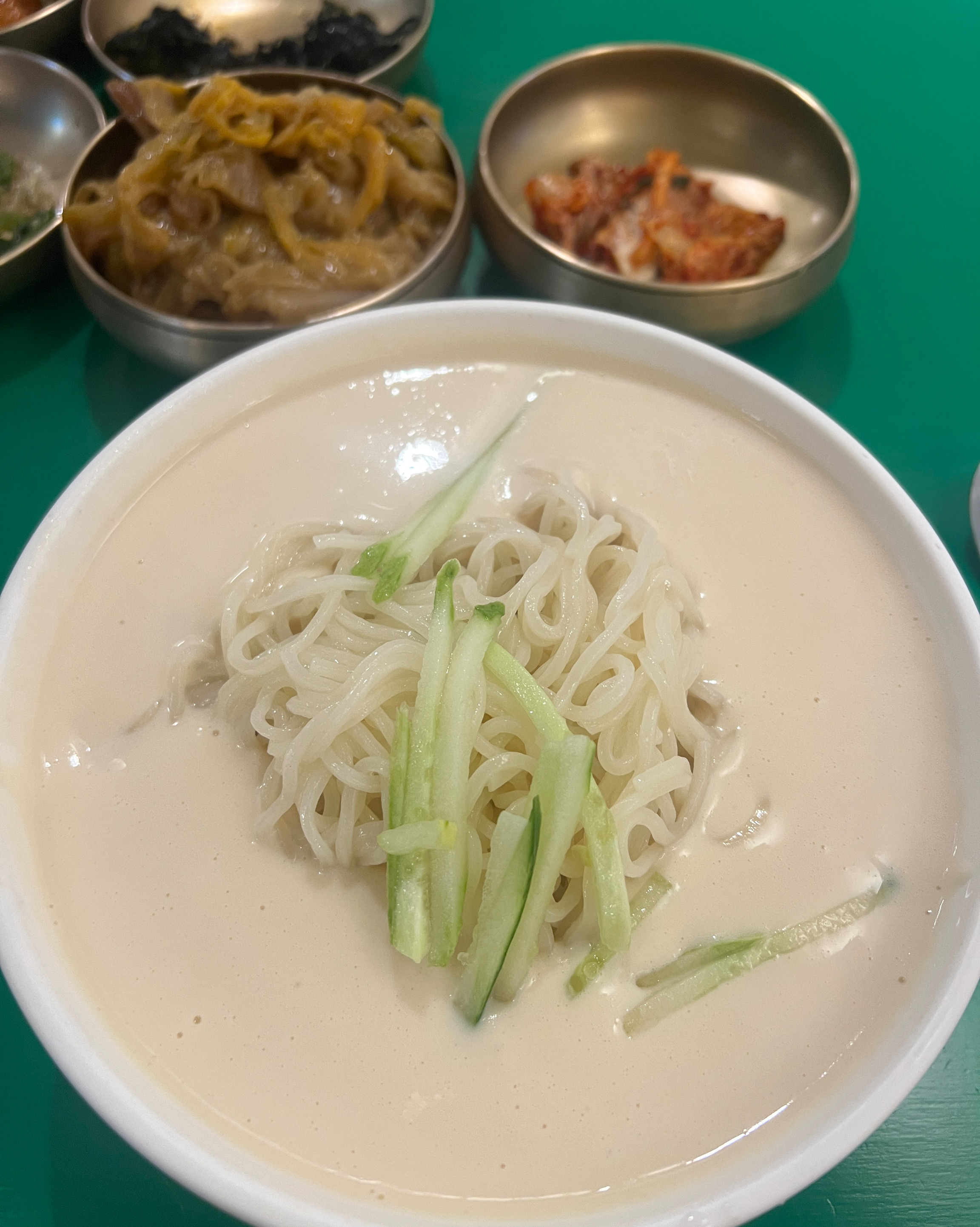 
둔촌동역식당 고모네원조콩탕황태탕