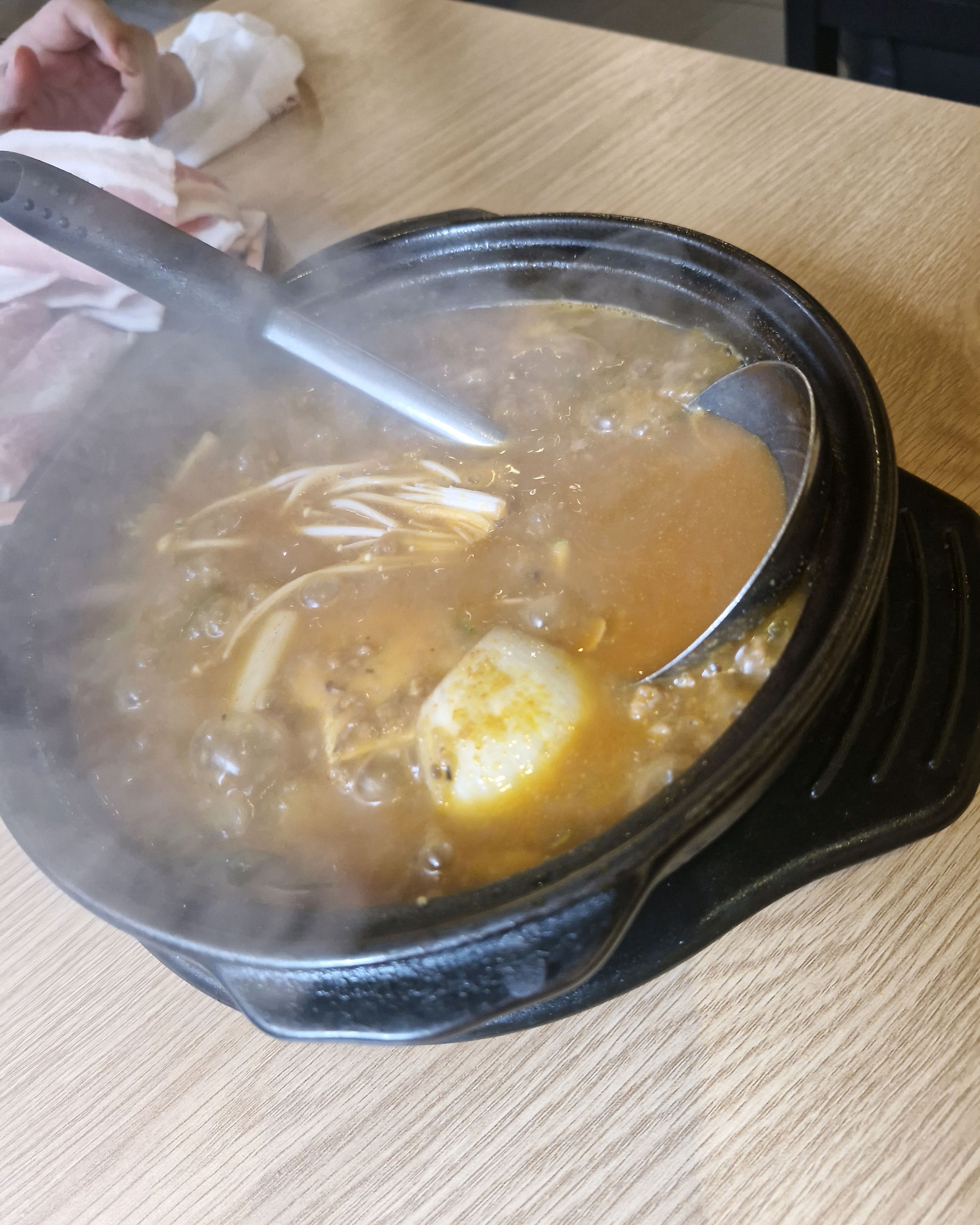 산본역식당 이차돌 플러스 산본역점