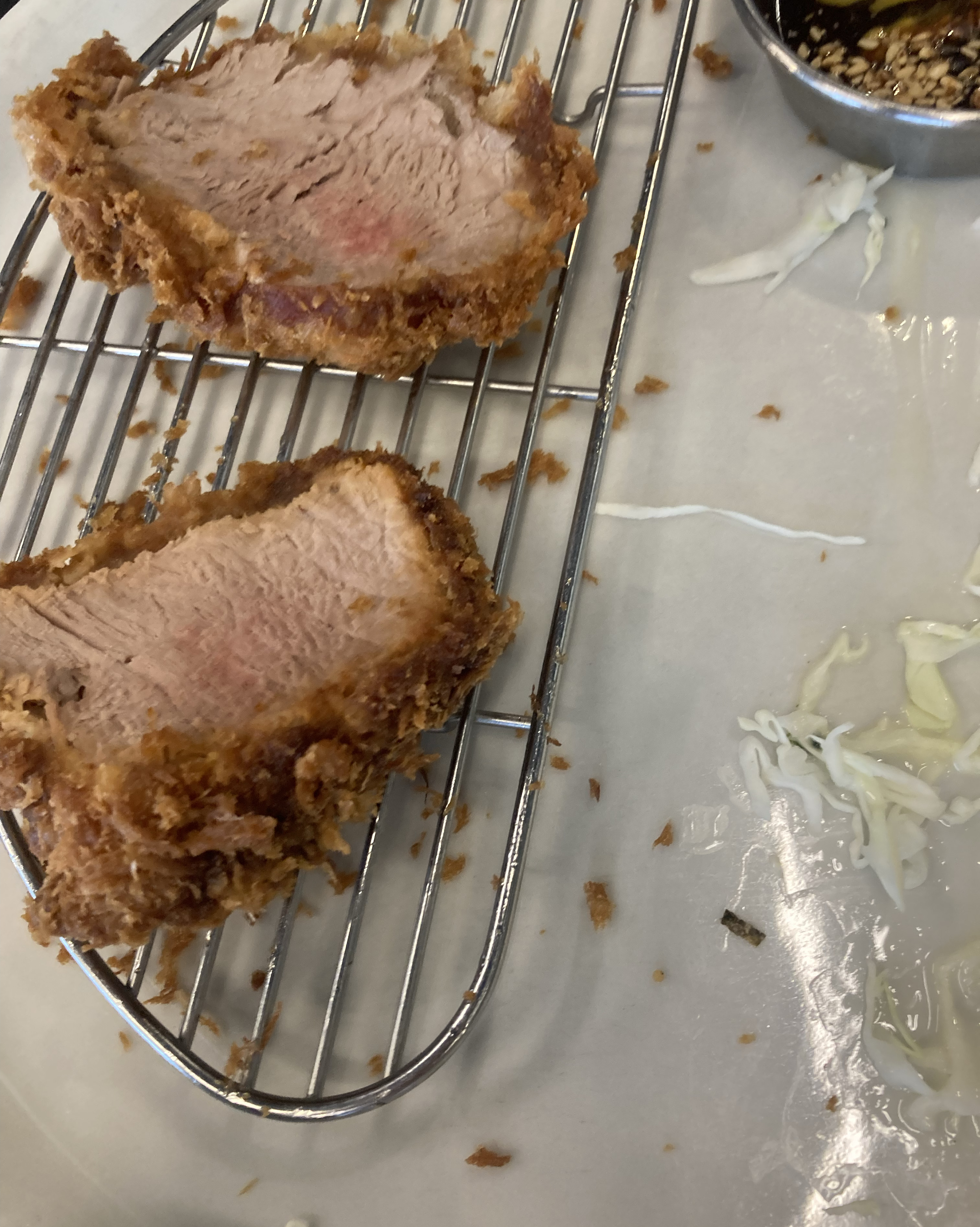 저는 보통 입맛에 음식 어지간해서는 남기지 않아요…일식 돈까스 좋아하는 아이도 놀라고 - 월광수변공원 맛집 홍익돈까스 대구수변공원점