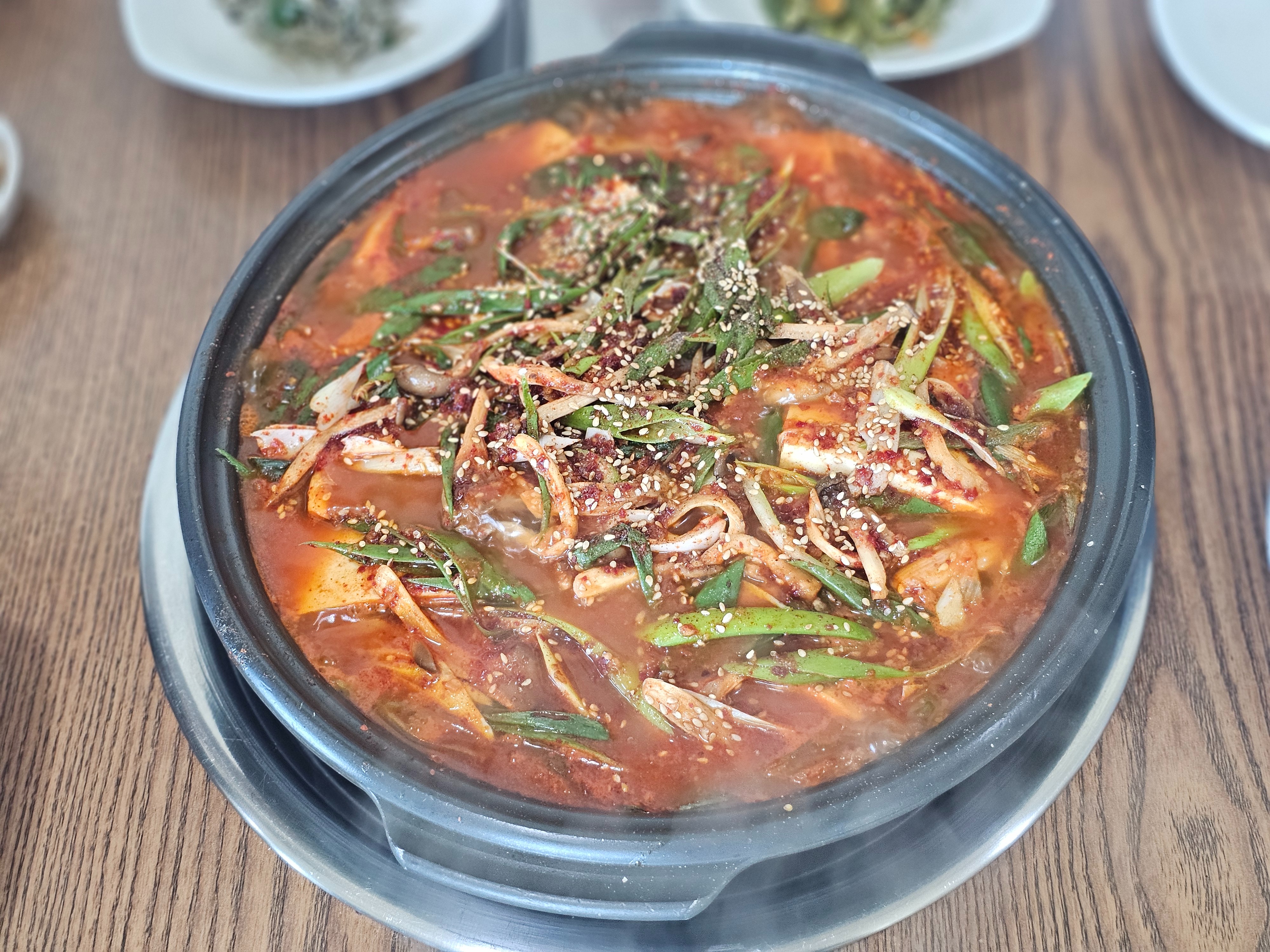 강릉 당일치기 여행 왔다가 들른 뚱할머니순두부~ - 경포대 맛집 뚱할머니순두부