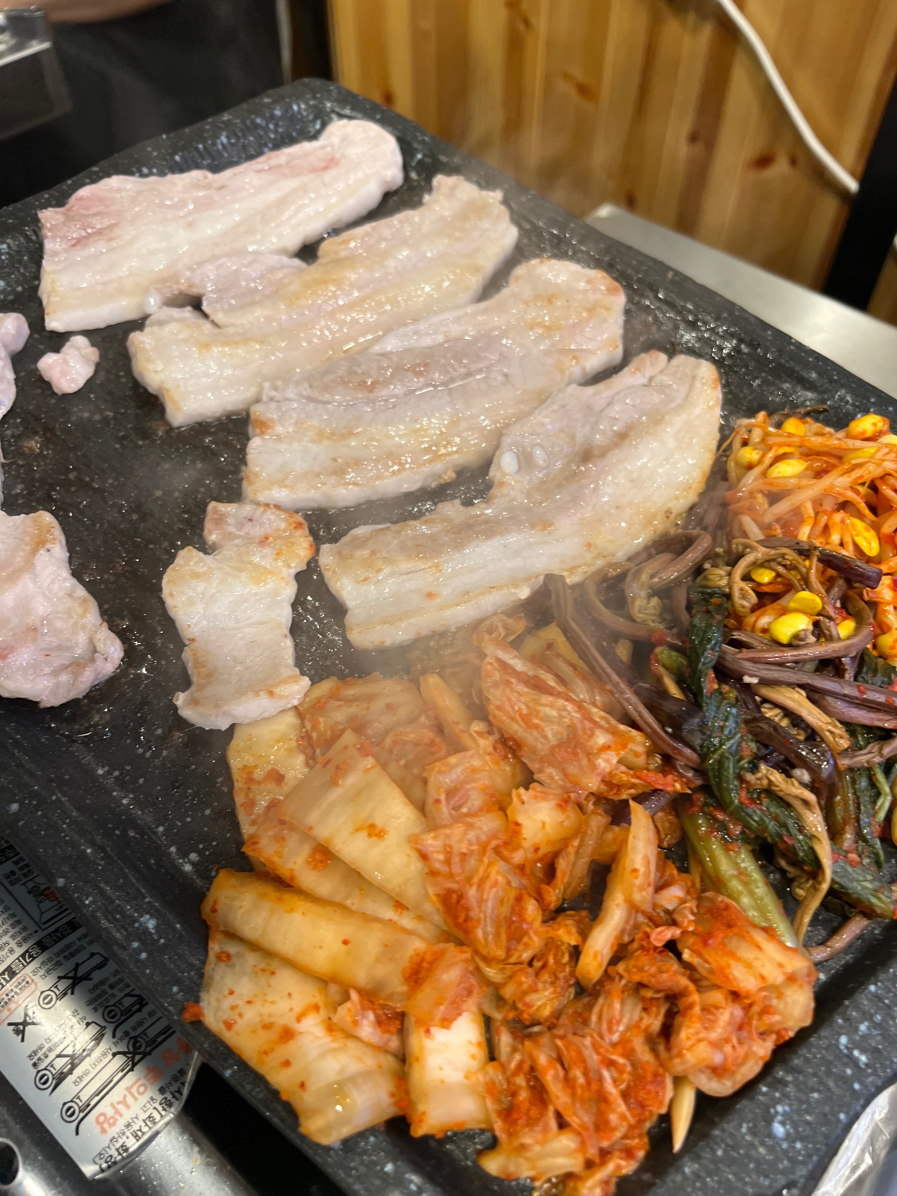 
화정역식당 세겹집