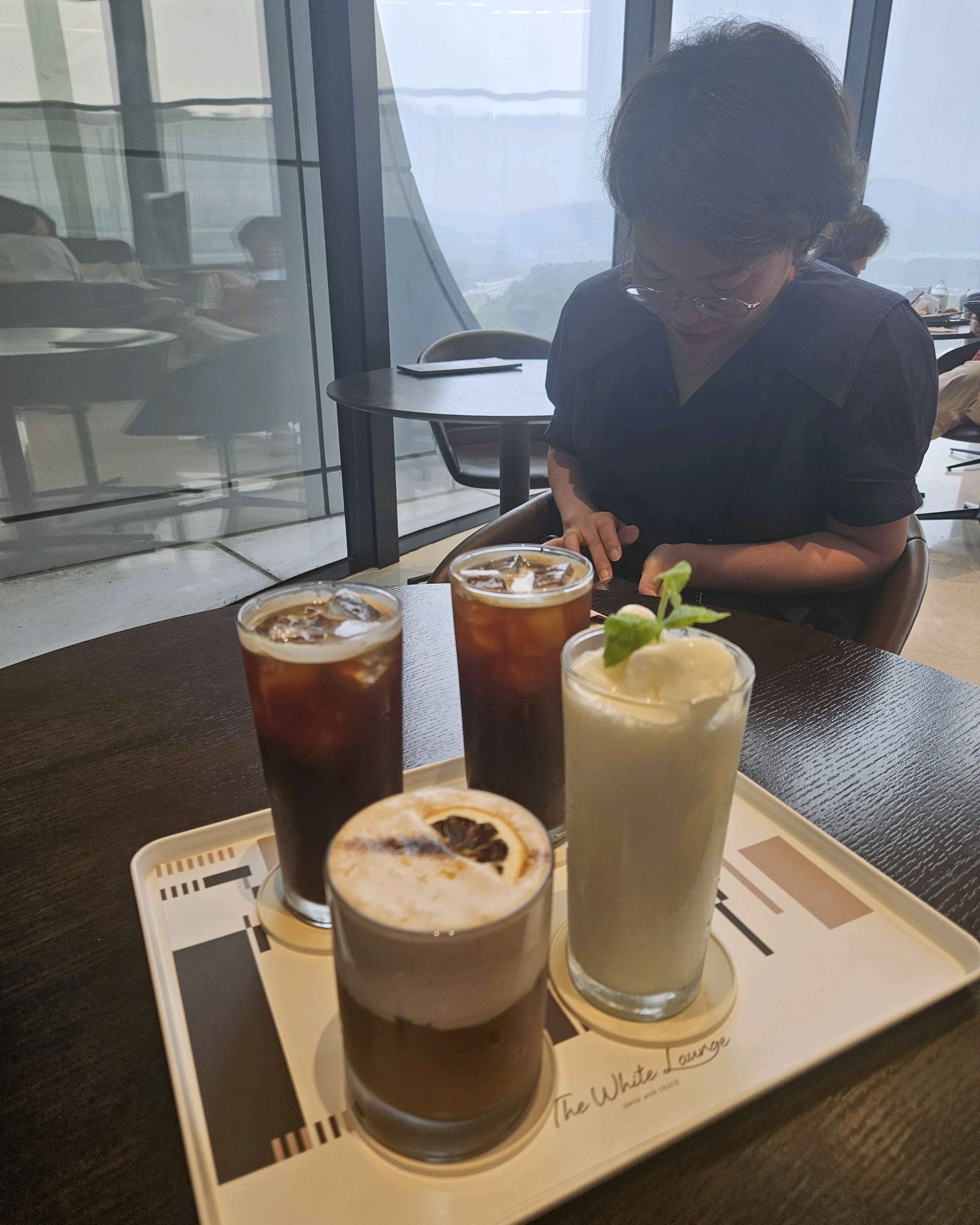
서울시 강동구 상일동 맛집
 더 화이트