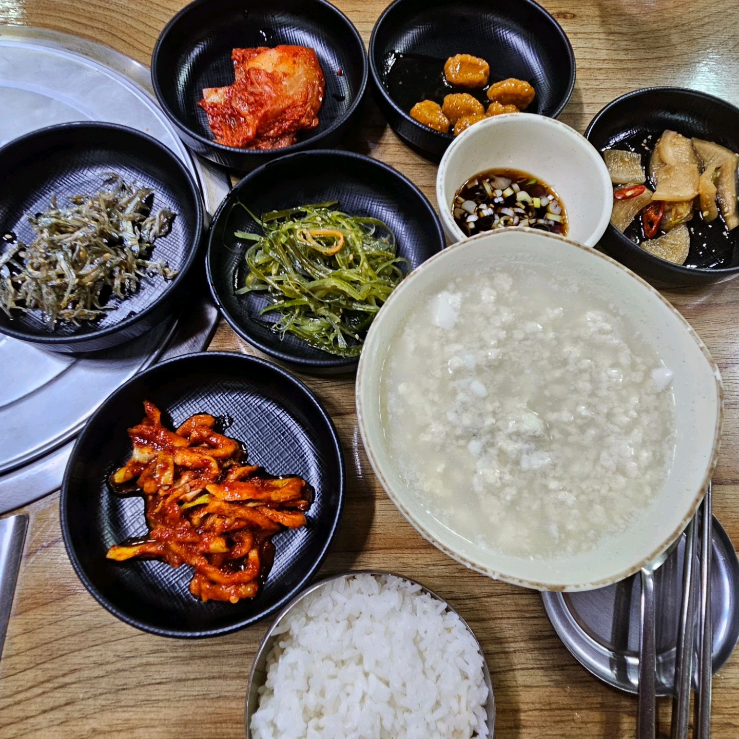 여행올때마다 무조건 아침은 요기서만 먹어요~ - 경포대 맛집 400년집초당순두부