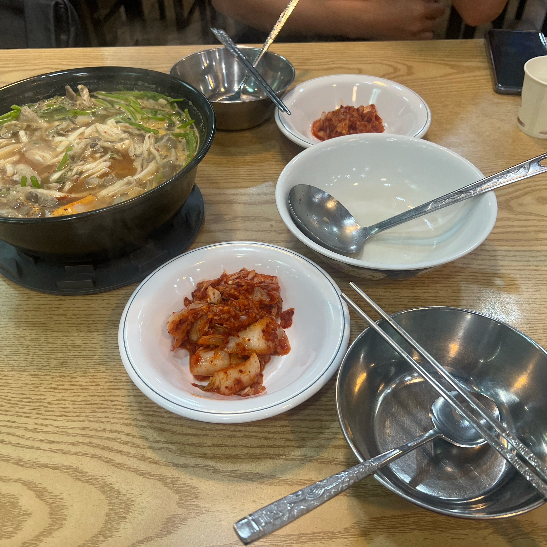 
서울시 강서구 공항동 맛집 공항칼국수
