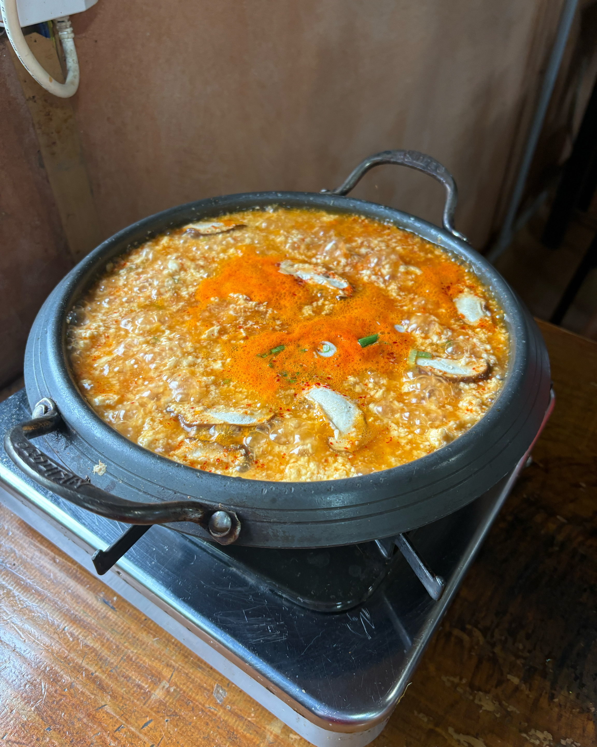토감순두부 진짜 맛집 스멜 나면서 너무 좋아요~ 분위기 좋고 음식 맛나고 순두부 진짜 부드