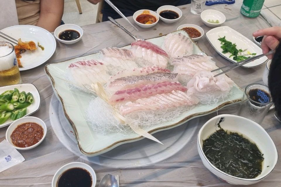 코스 요리로 먹었어요 - 경포대 맛집 경포비치횟집