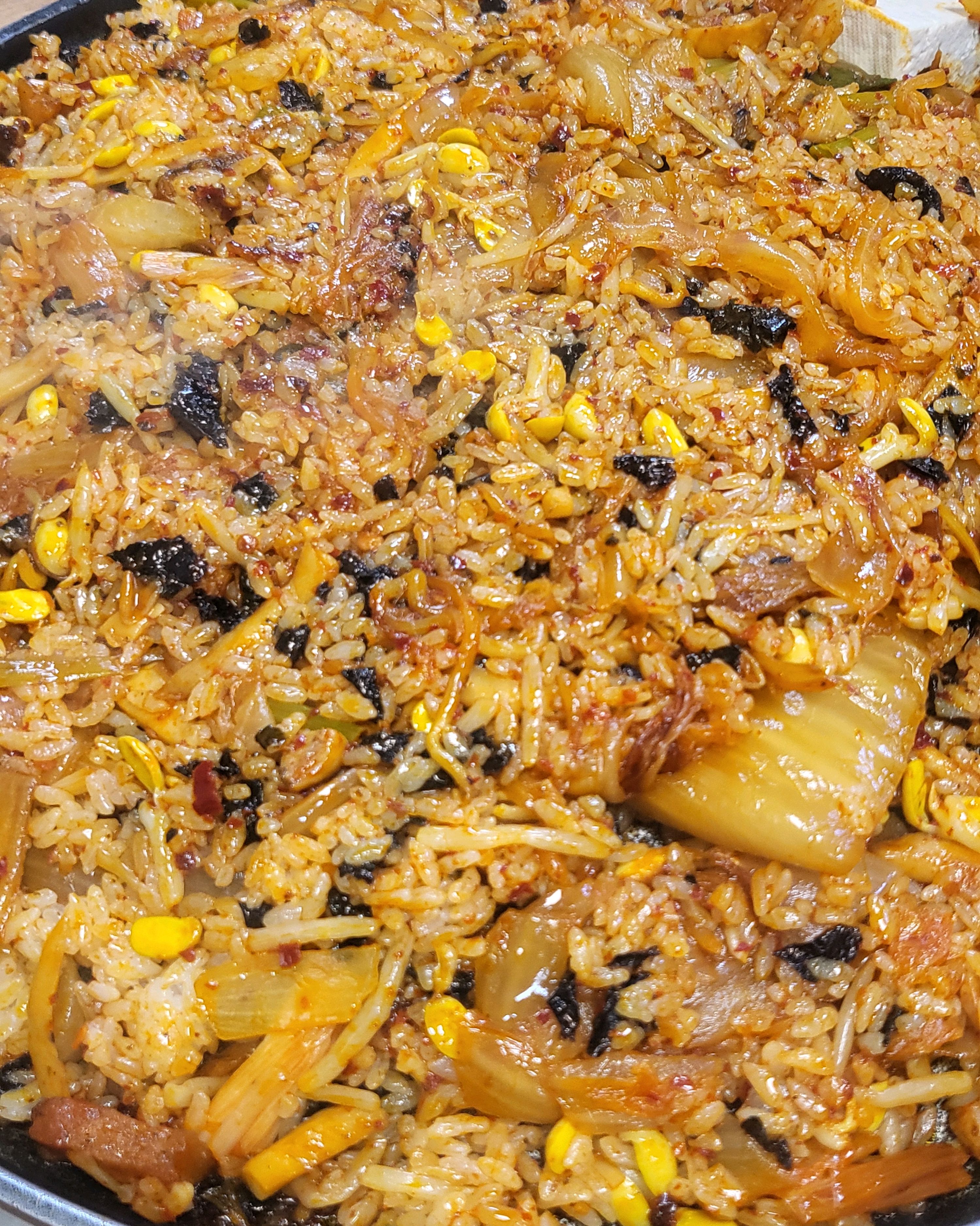  서울시 성동구 송정동 맛집 통돼지 두루치기 김치찌개 전문점