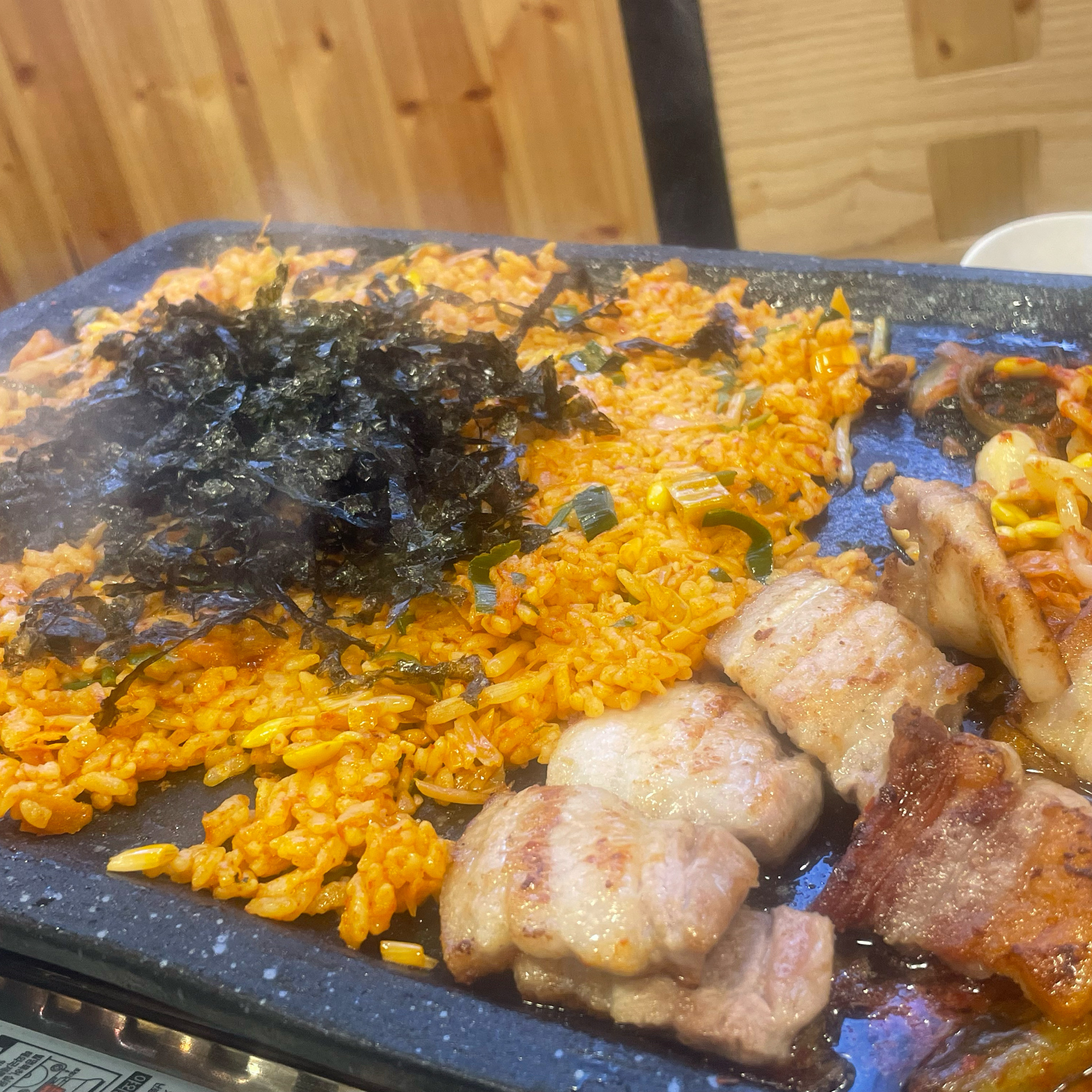 
화정역식당 세겹집