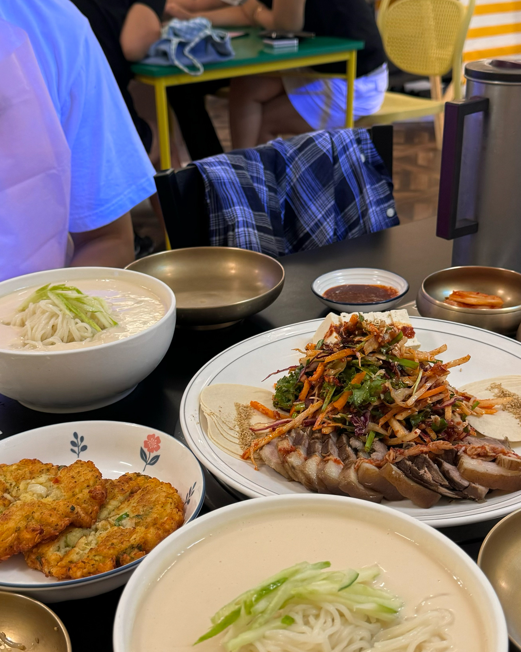 
둔촌동역식당 고모네원조콩탕황태탕