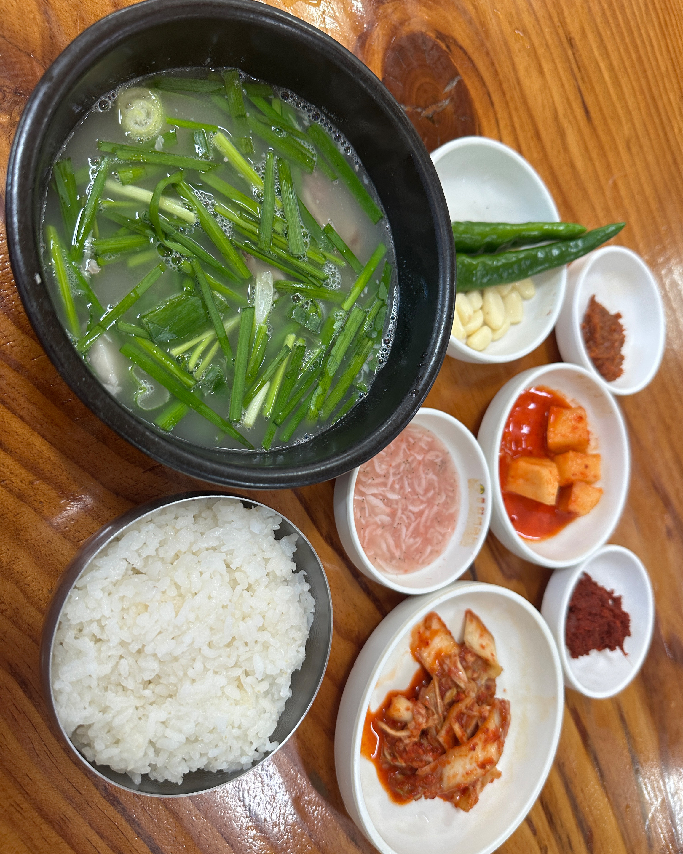 처음에 저렴해서 놀랐는데 나온 양보고 양이 적다고 생각했고 잘못집었다며 후회할뻔했는데 한입