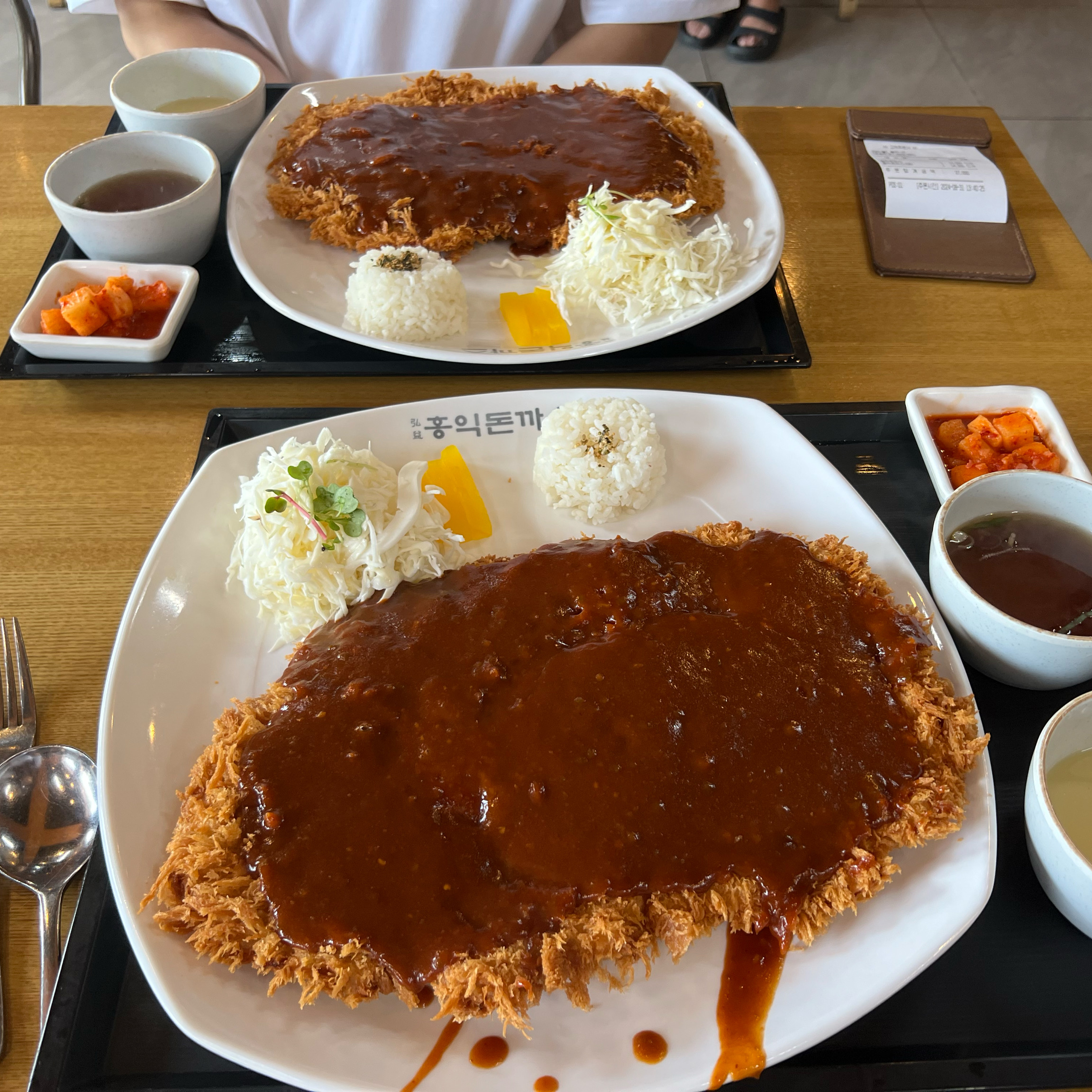 동굴체험하고 난 후 밥먹자 하고 - 충주 안림동 맛집 홍익돈까스 충주점