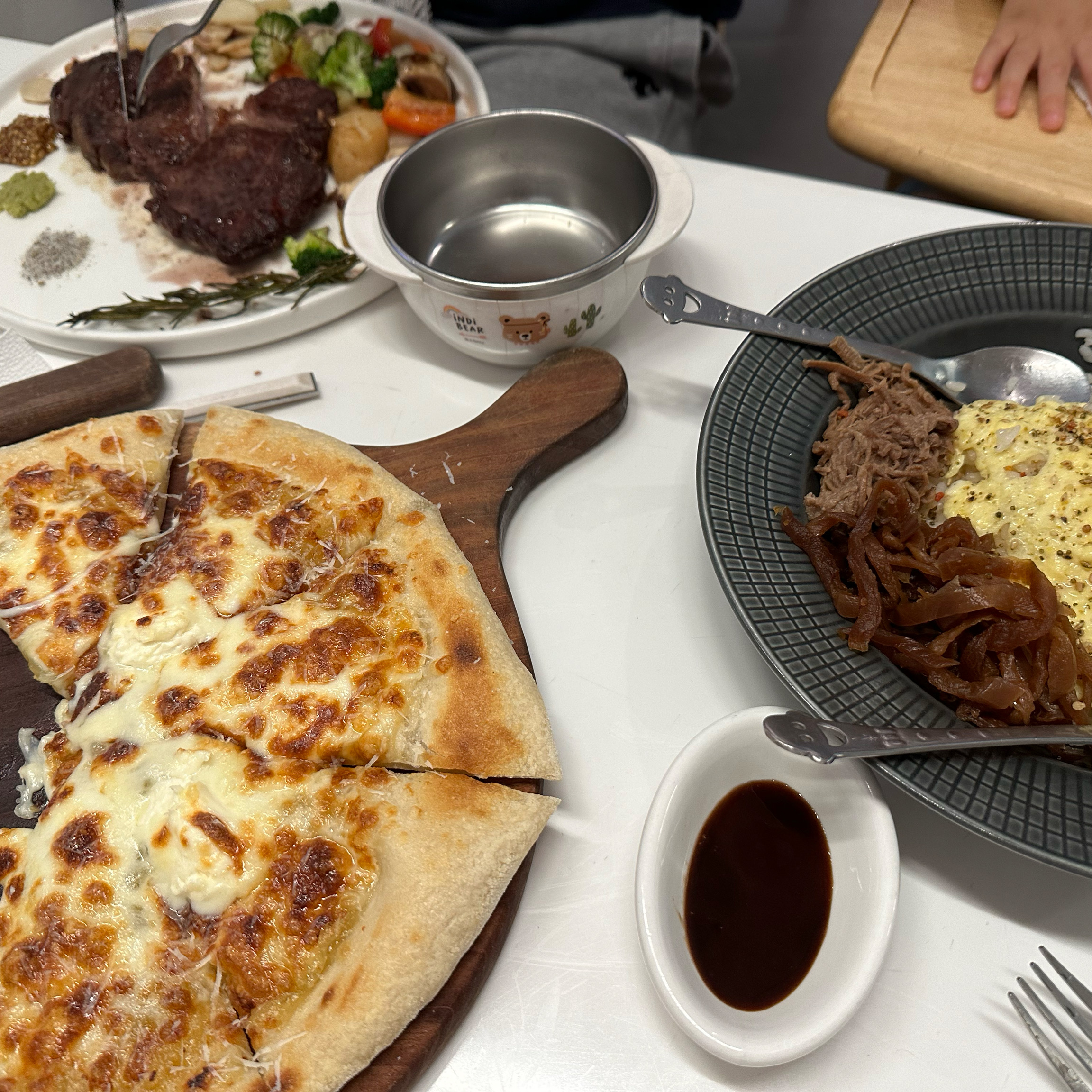 
서울시 성북구 돈암동 맛집 바질숲 권스비어