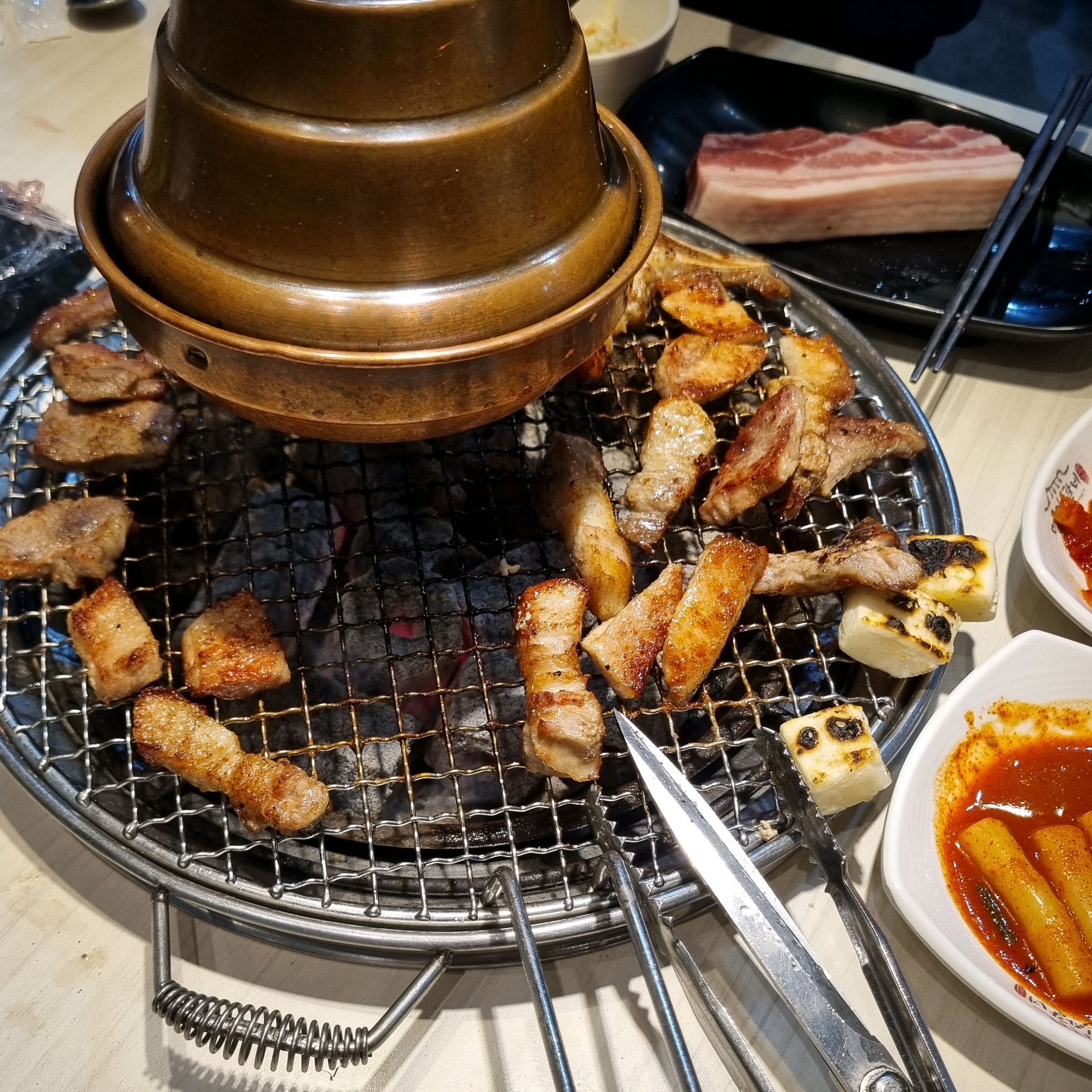 양념갈비 말고 생고기도 있어요 - 광명사거리 맛집 명륜진사갈비 광명사거리점