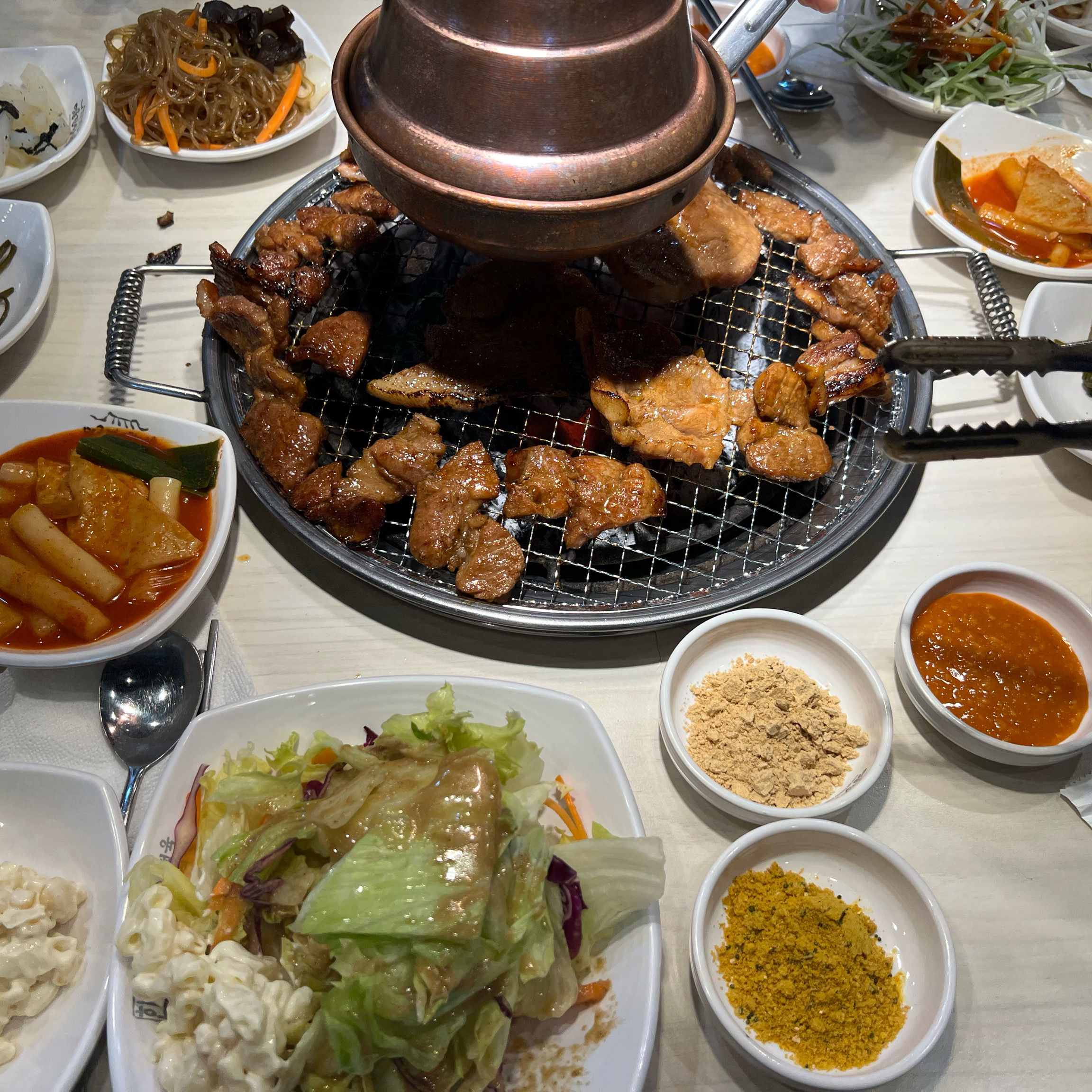 명륜진사갈비 다른 지점도 많이 가봤지만 쌍문점이 셀프바가 종류도 조금 더 많고 잘 관리되고