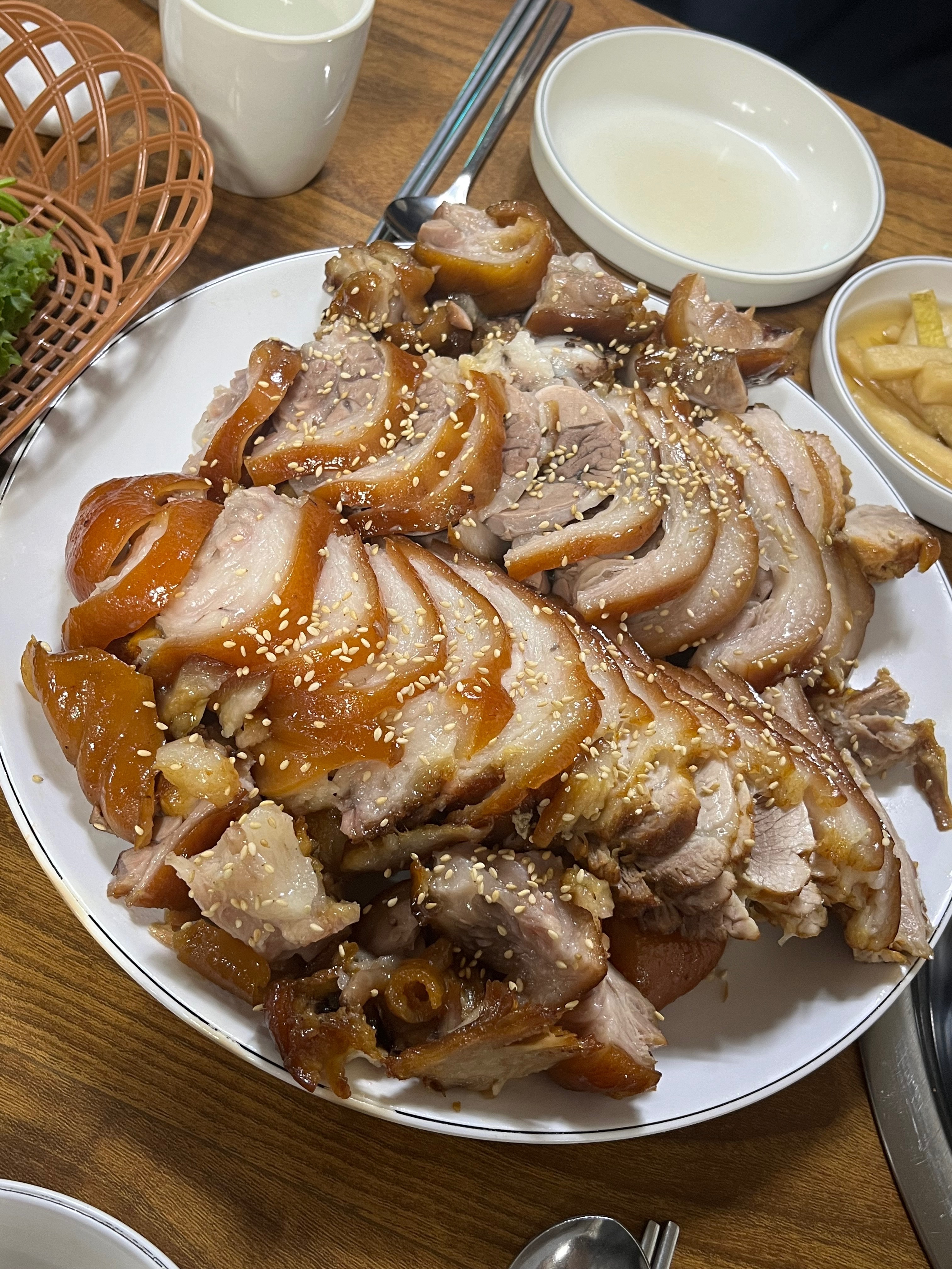 족발집인지?어칼집인지?족발집인지?어칼집인지? - 대전 맛집 손이가어죽칼국수