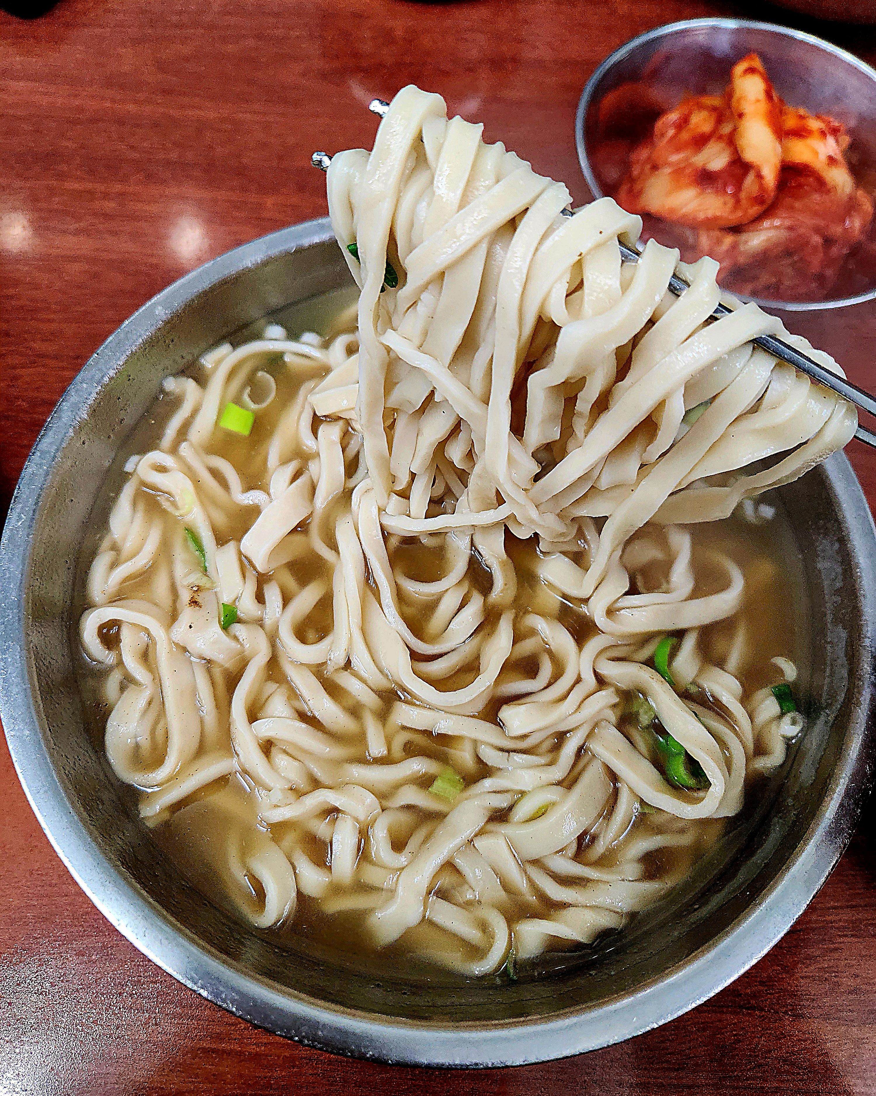 
서울시 동대문구 청량리동 맛집 혜성칼국수