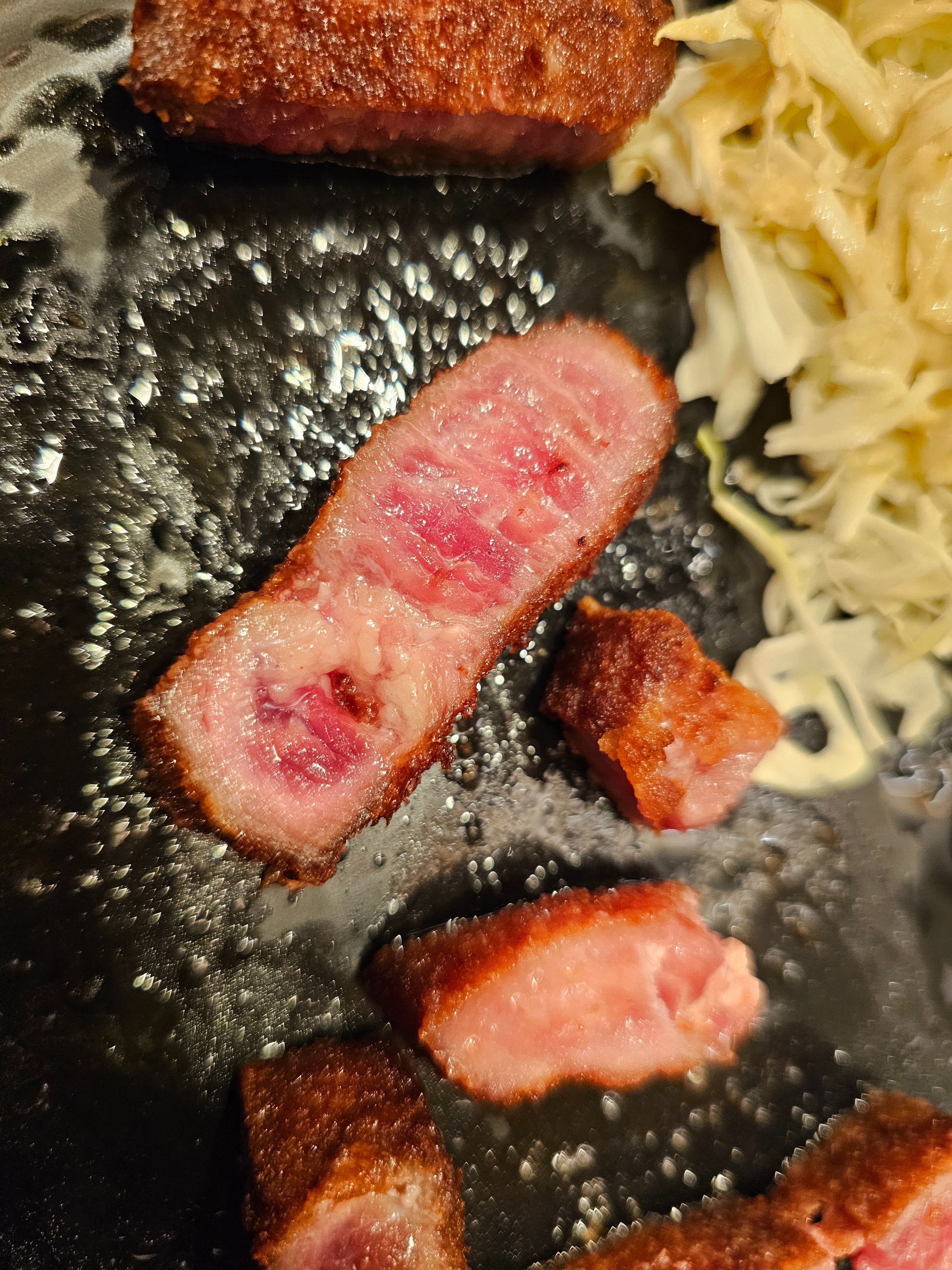 가게 분위기는 깔끔하고 조용해서 만족합니다. - 불당동 맛집 규카츠정 천안불당점